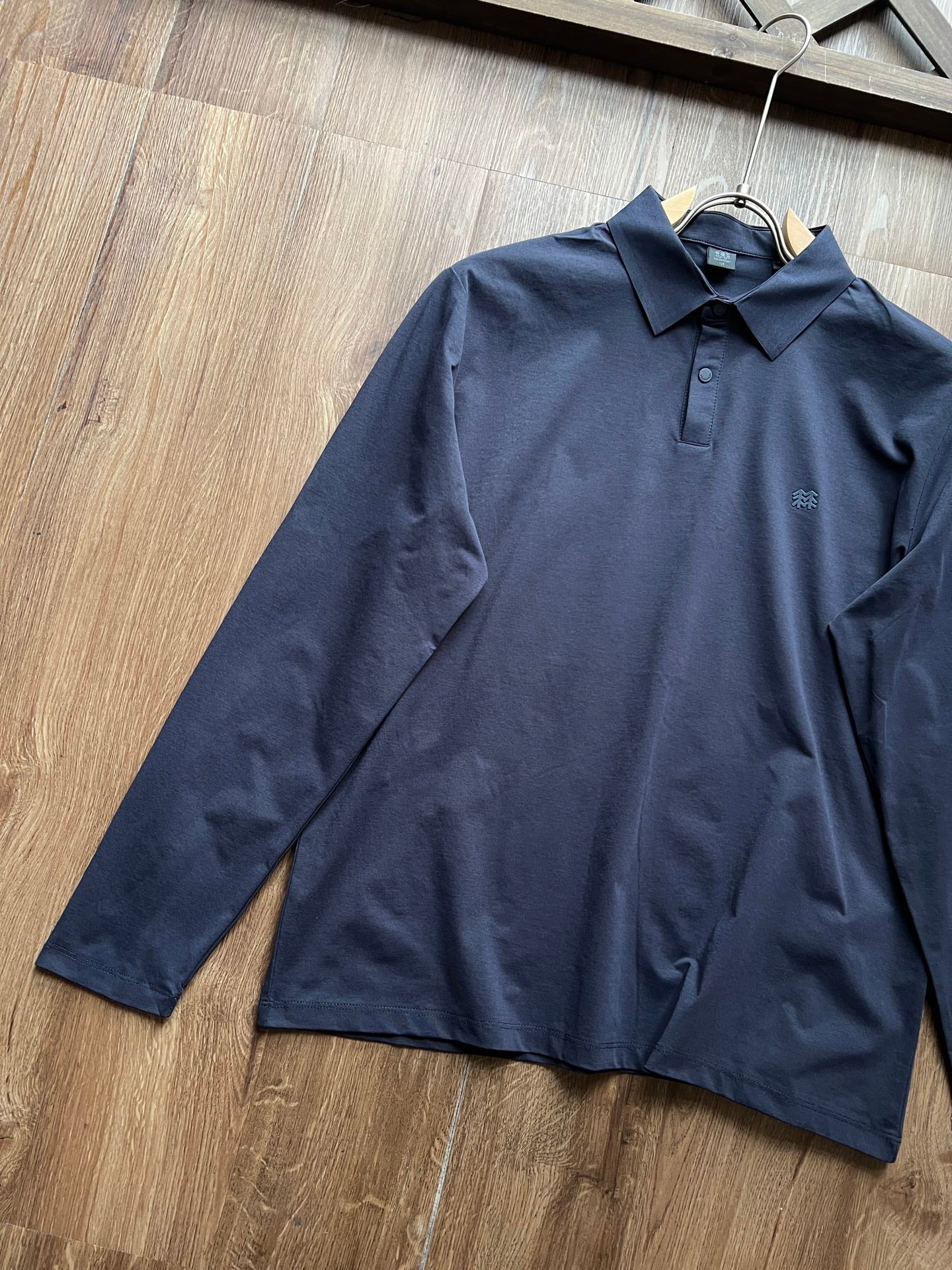 Pre-Owned Kolon Sport Outdoor Pullover – Like New Men’s Long-Sleeve Polo Neck Activewear