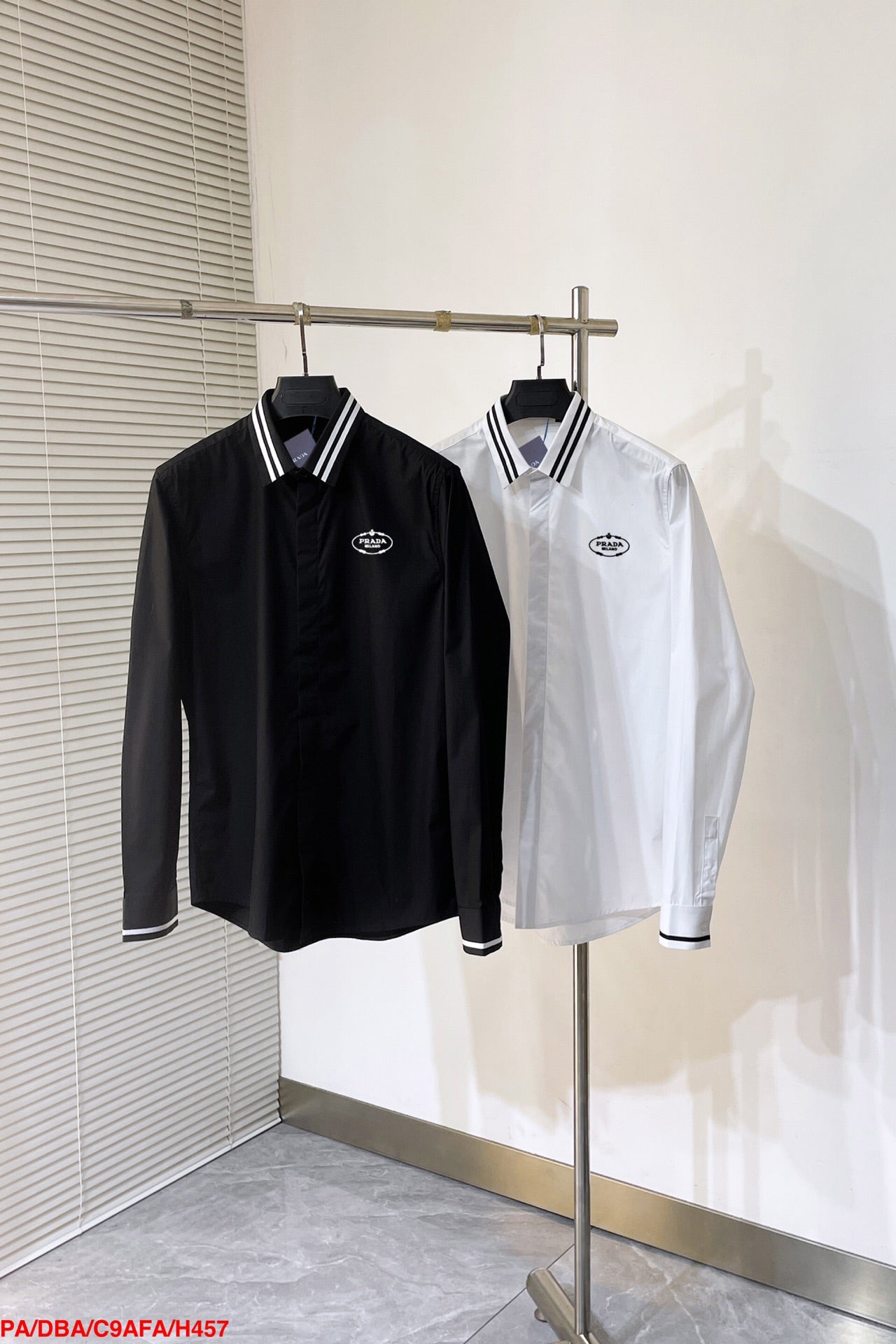 Pre-Owned Prada Long-Sleeve Shirt – Like New Classic Point Collar Luxury Essential