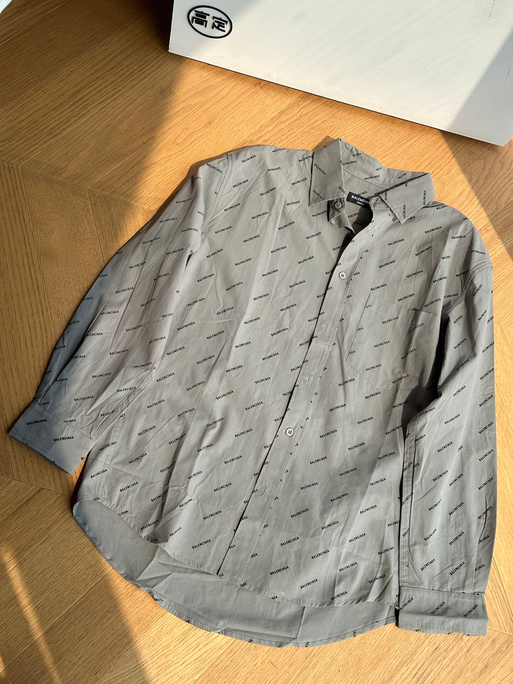 Pre-Owned Balenciaga Monogram Print Shirt – Like New Grey Long-Sleeve Designer Essential