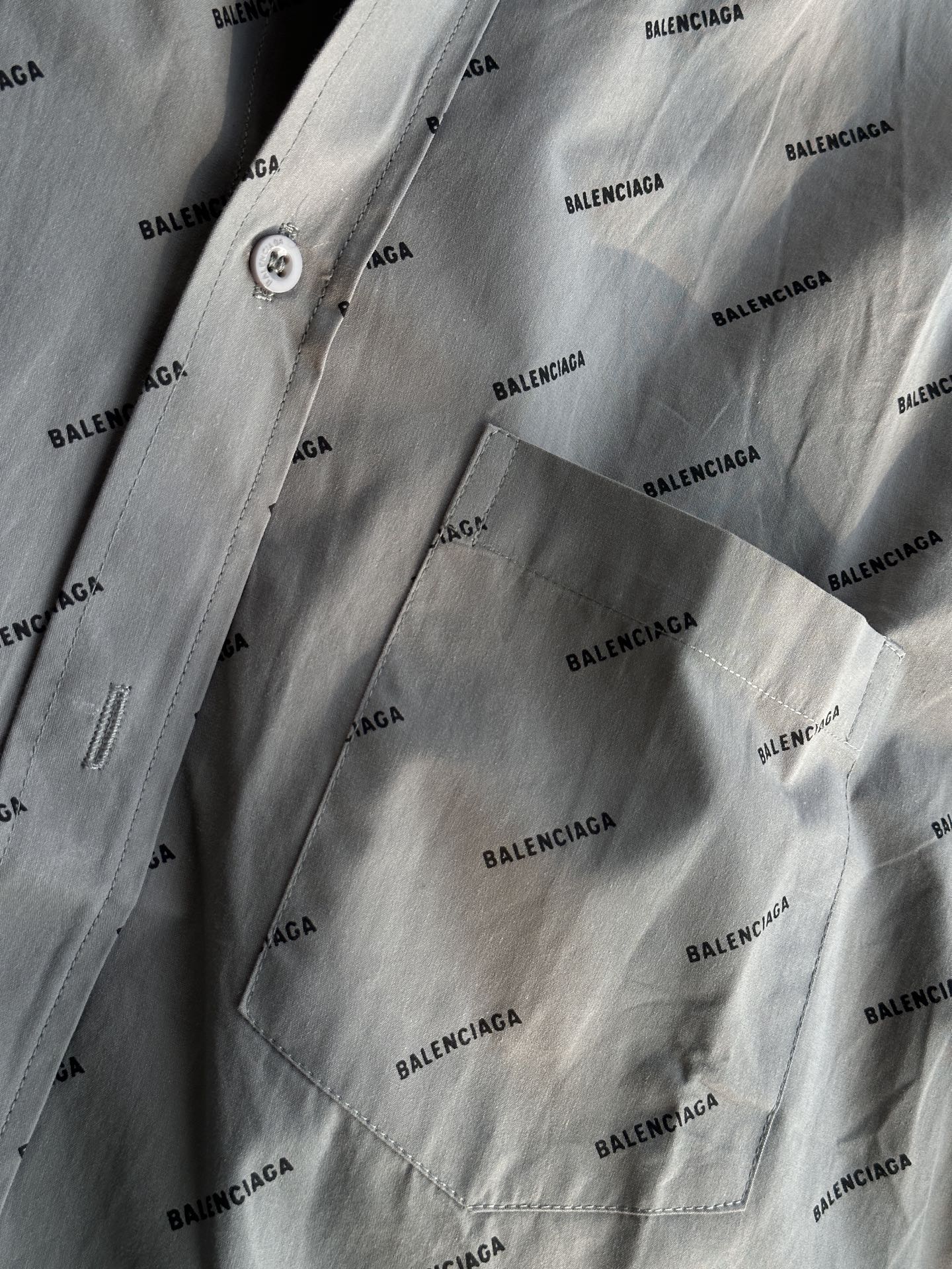 Pre-Owned Balenciaga Monogram Print Shirt – Like New Grey Long-Sleeve Designer Essential