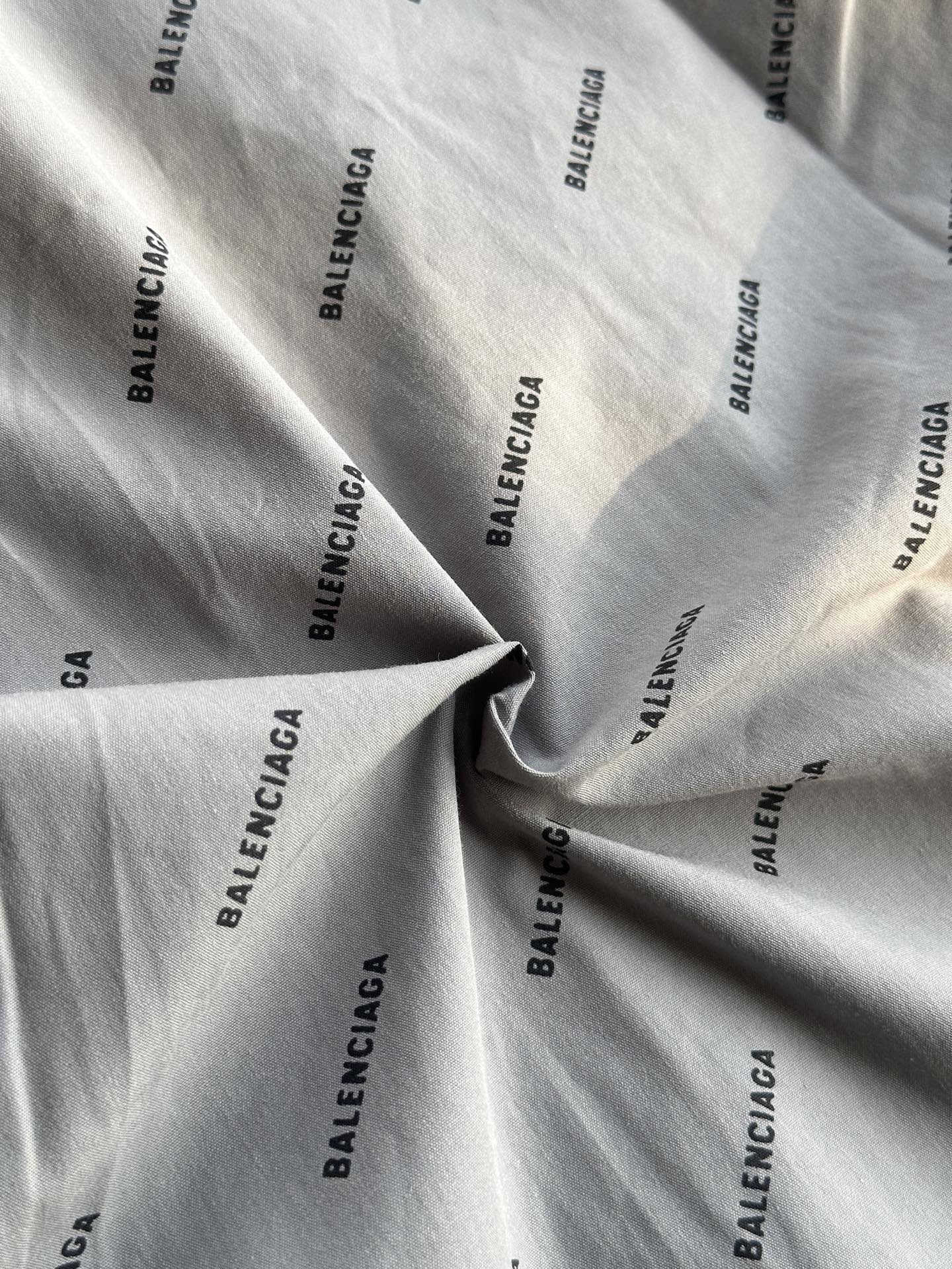 Pre-Owned Balenciaga Monogram Print Shirt – Like New Grey Long-Sleeve Designer Essential