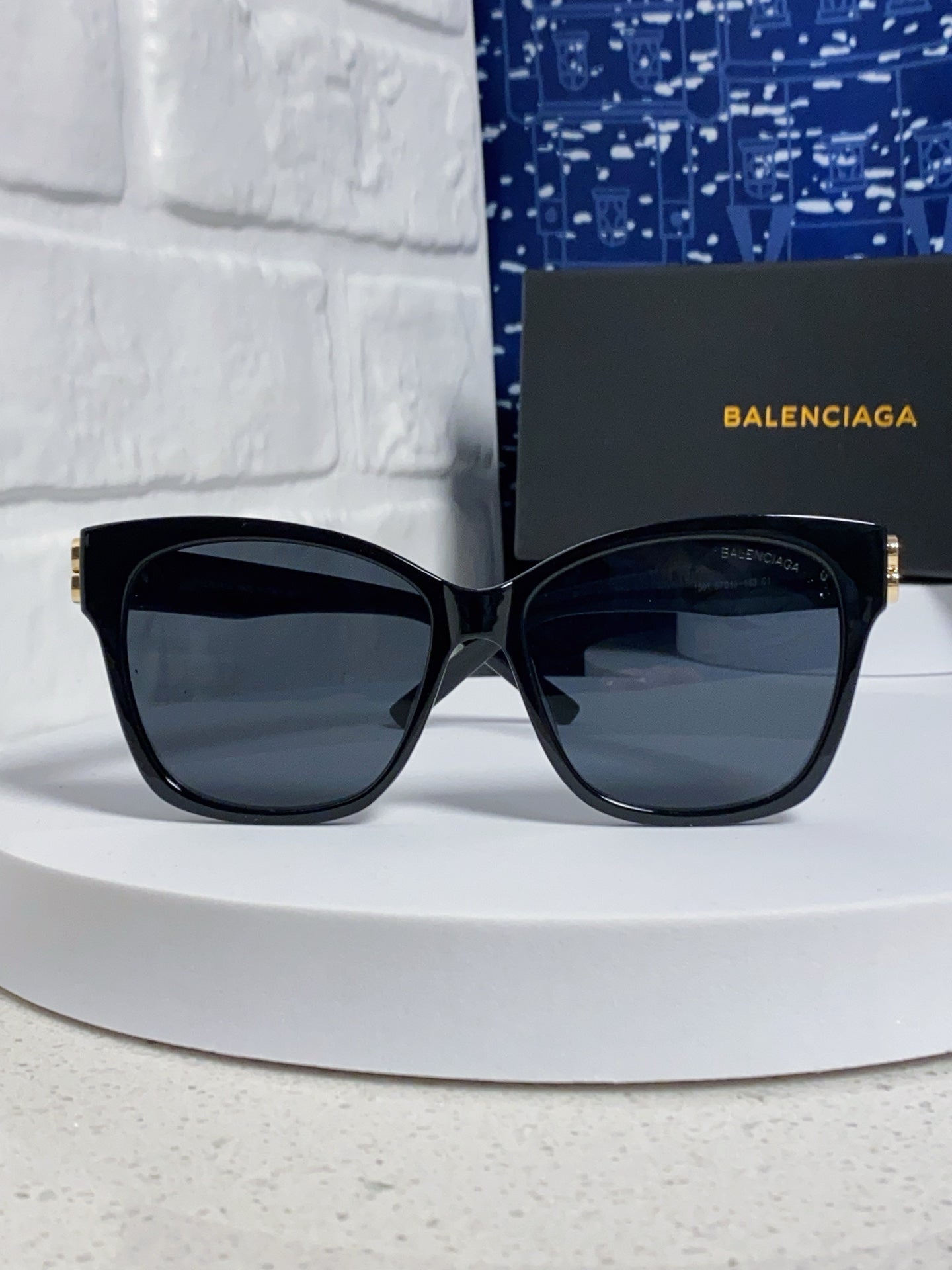 Balenciaga BB0102SA Second-Hand Luxury Sunglasses | Authenticity Guaranteed