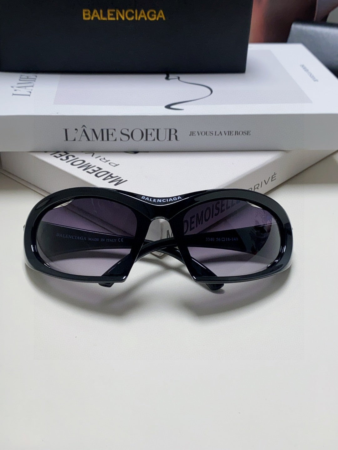 Pre-Owned Balenciaga Dynamo Rectangle Sunglasses – Authentic Luxury Eyewear