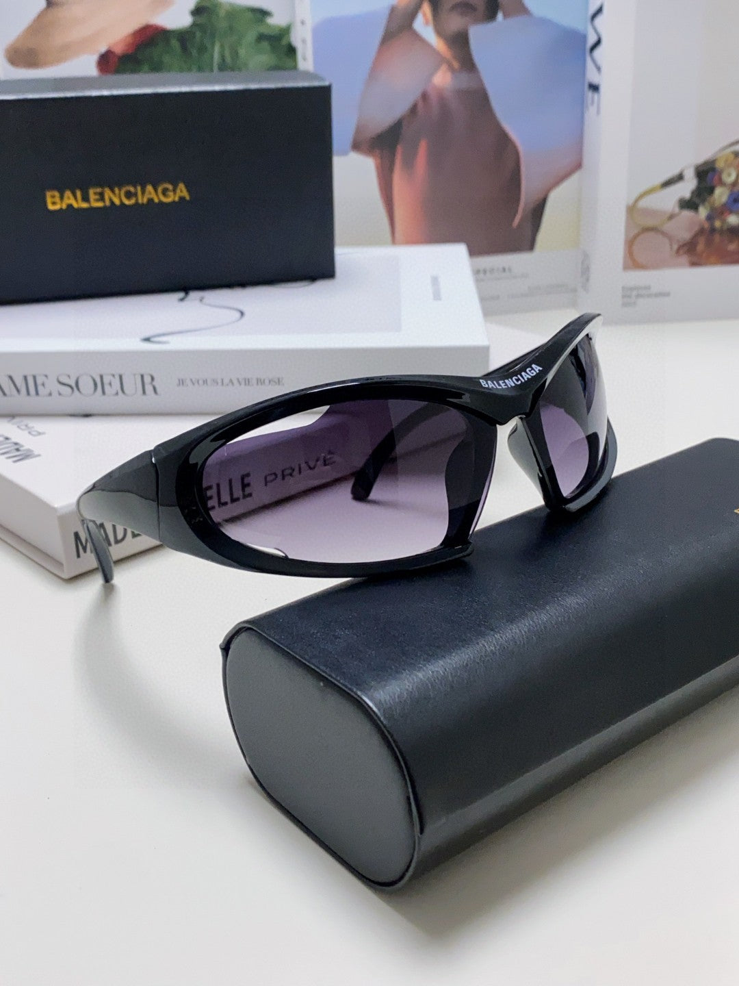 Pre-Owned Balenciaga Dynamo Rectangle Sunglasses – Authentic Luxury Eyewear