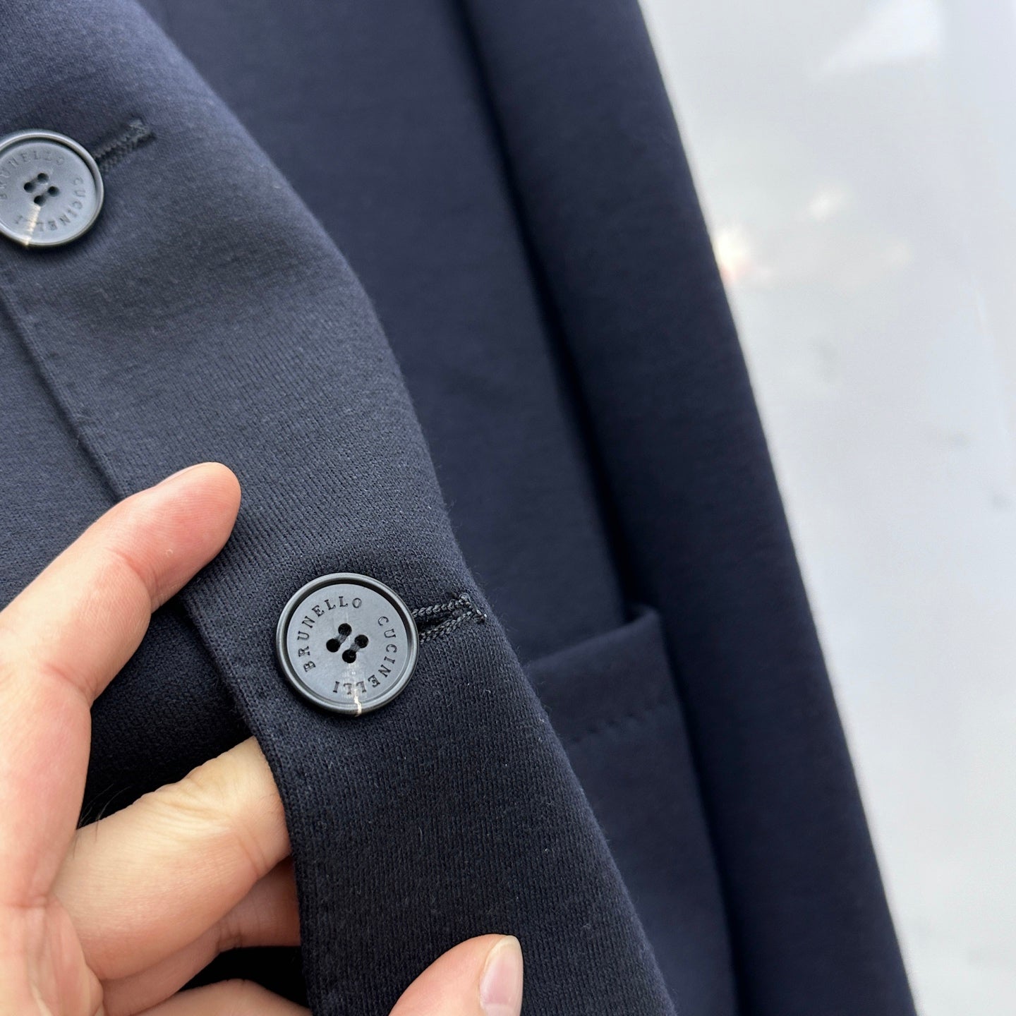 Pre-Owned BC Tailored Blazer – Like New Navy Suit Jacket with Logo Embroidery, Timeless Classic