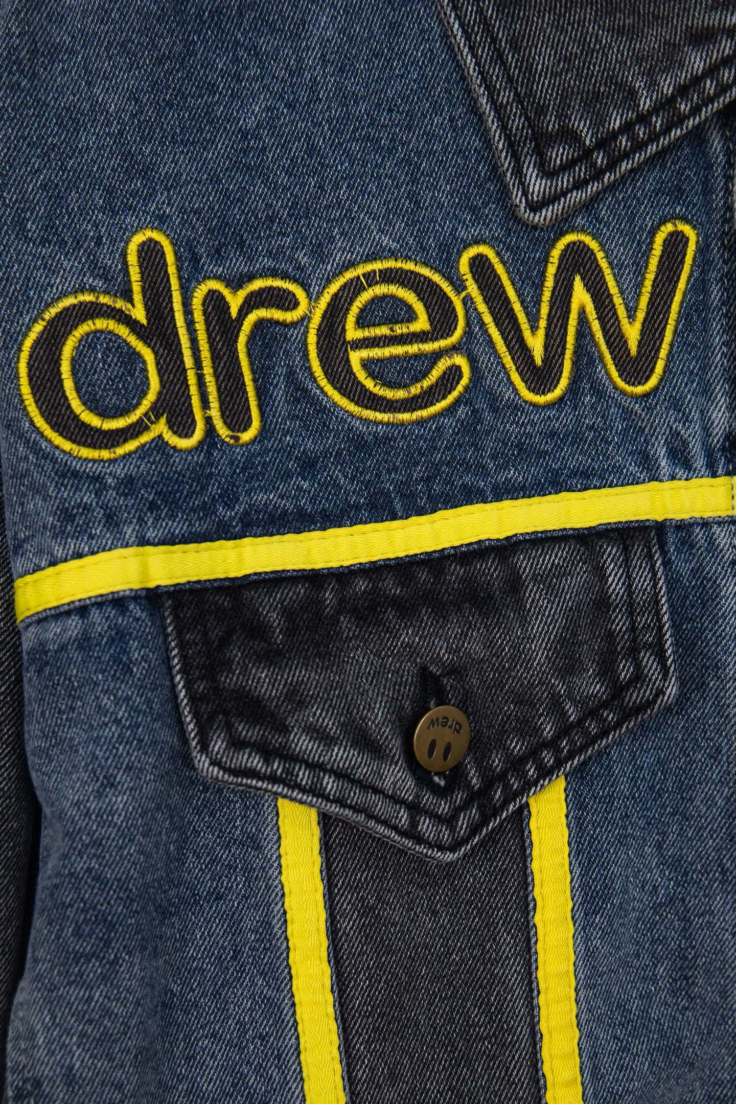 Luxury Vintage Collectible Denim Jacket – Iconic Smiley Patch, Bold Logo Embroidery, Rare Streetwear Edition