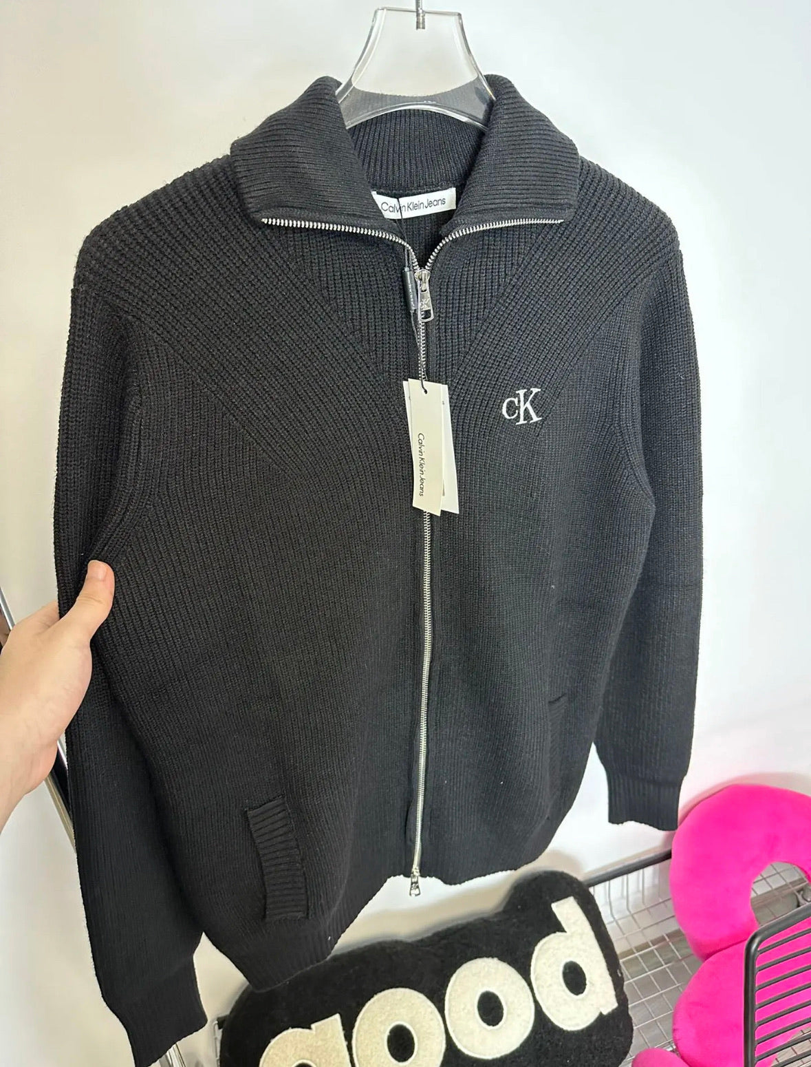 Calvin Klein CK Embroidered Logo Knit Jacket – Stand Collar Zipper Cardigan, Near New, Rare Exclusive