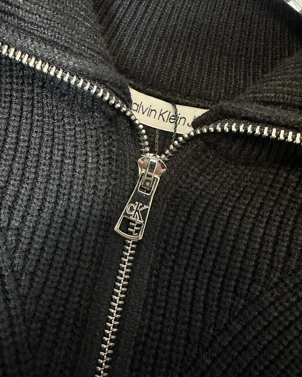 Calvin Klein CK Embroidered Logo Knit Jacket – Stand Collar Zipper Cardigan, Near New, Rare Exclusive