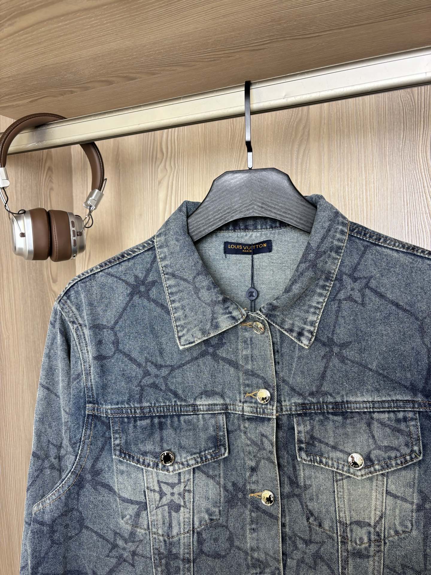 Pre-Owned LV Vintage Washed Denim Jacket – Classic Embroidery, Rare Collectible Piece