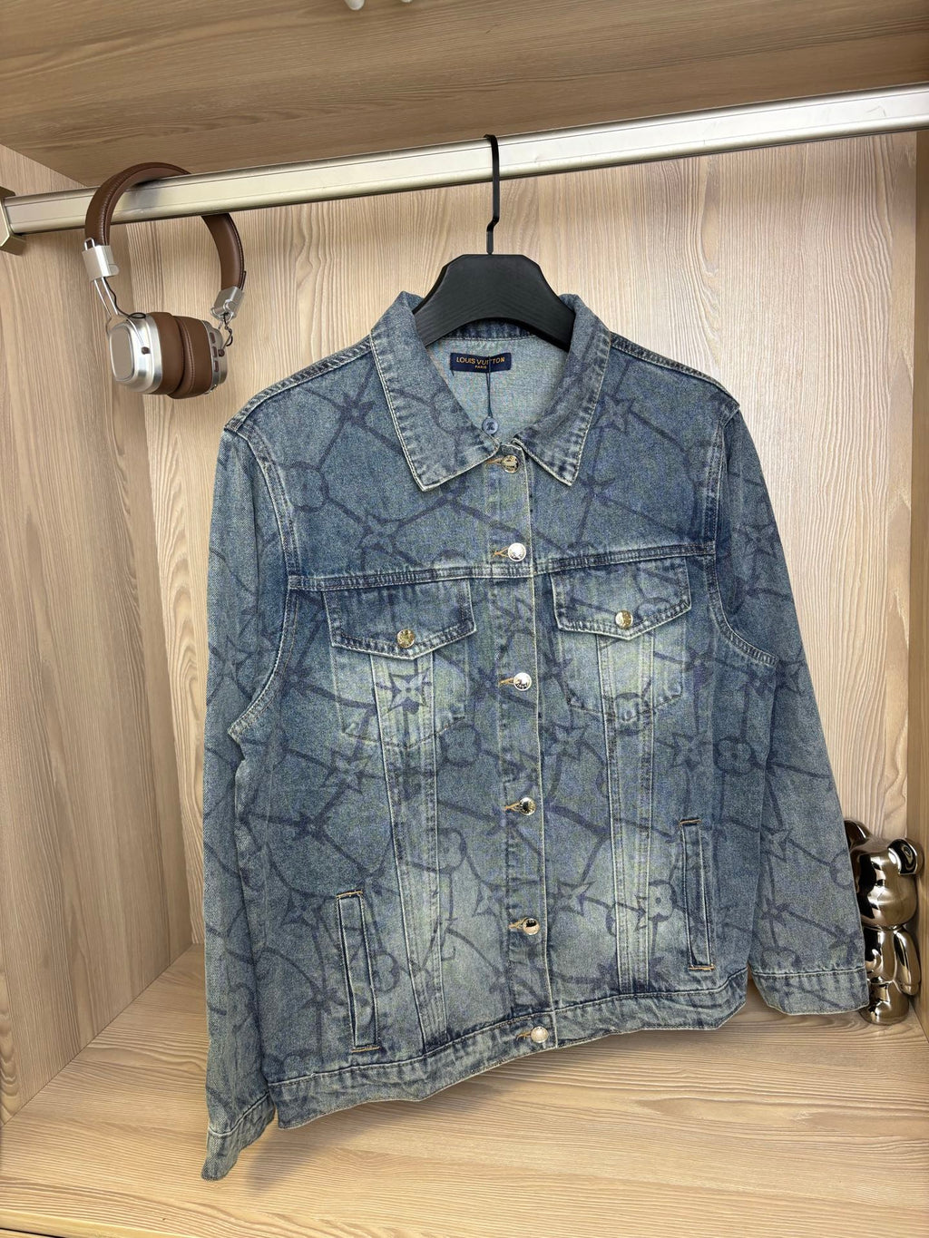 Pre-Owned LV Vintage Washed Denim Jacket – Classic Embroidery, Rare Collectible Piece