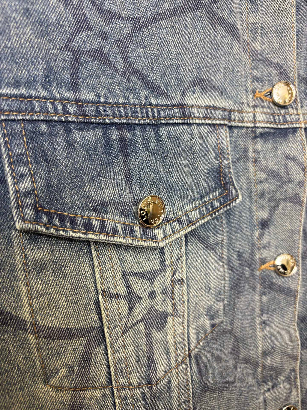 Pre-Owned LV Vintage Washed Denim Jacket – Classic Embroidery, Rare Collectible Piece