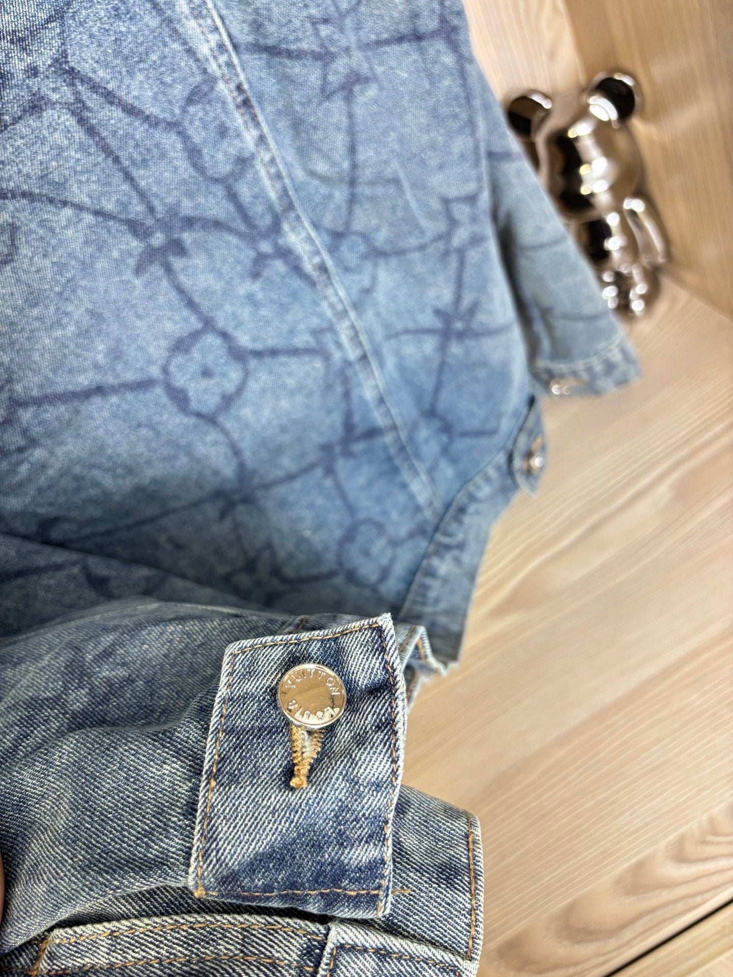 Pre-Owned LV Vintage Washed Denim Jacket – Classic Embroidery, Rare Collectible Piece