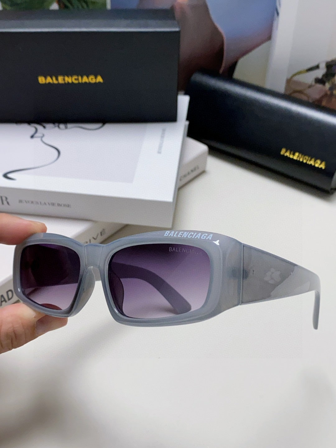 Authentic Pre-Owned Balenciaga BB0390 – Minimalist Statement Piece
