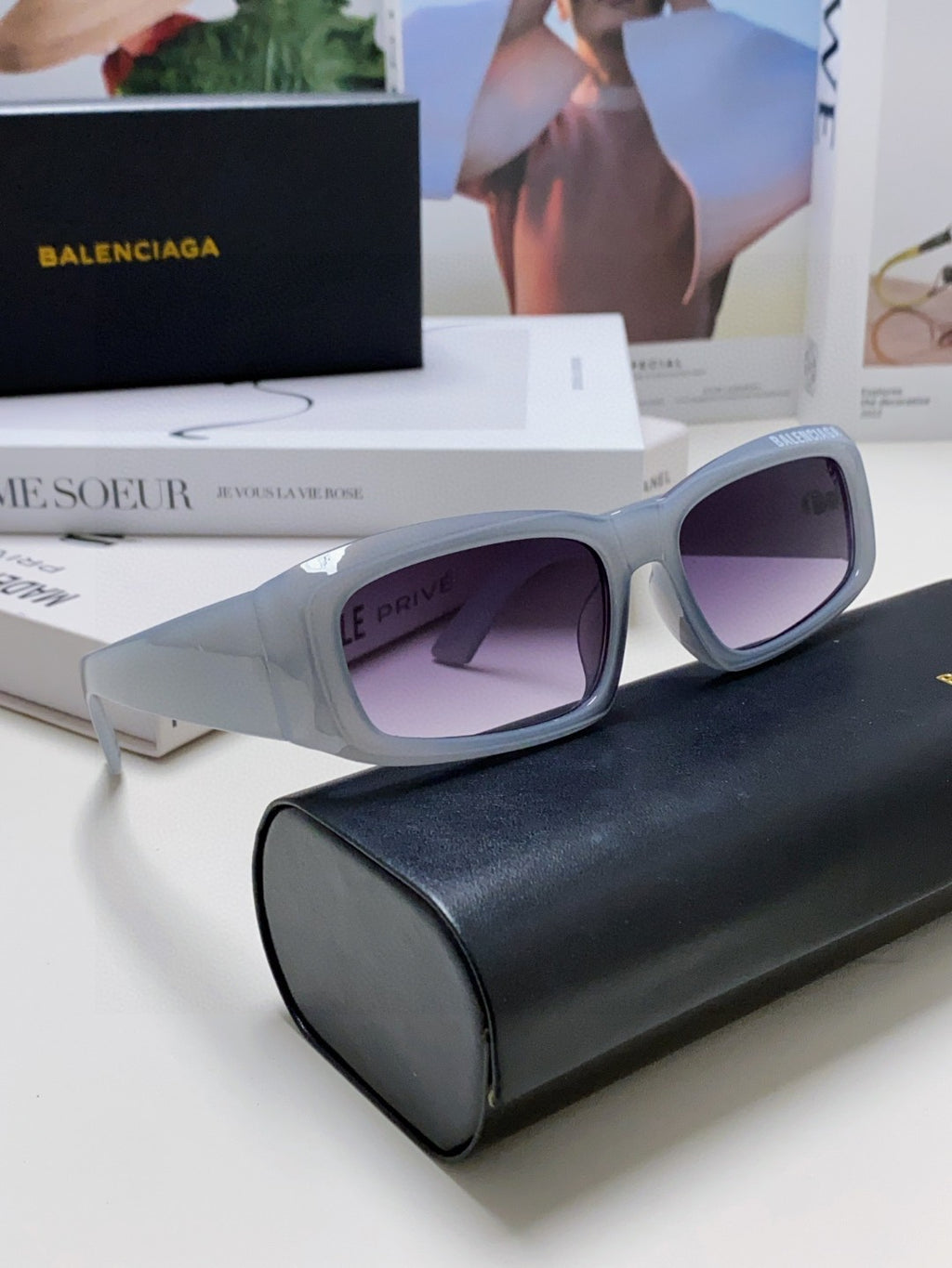 Authentic Pre-Owned Balenciaga BB0390 – Minimalist Statement Piece