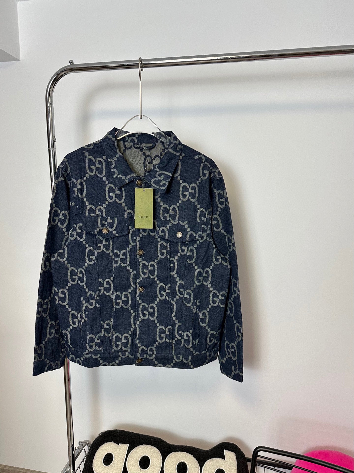 Pre-Owned Gucci GG Monogram Denim Jacket – Vintage Jacquard Logo Pattern, Timeless Statement Piece
