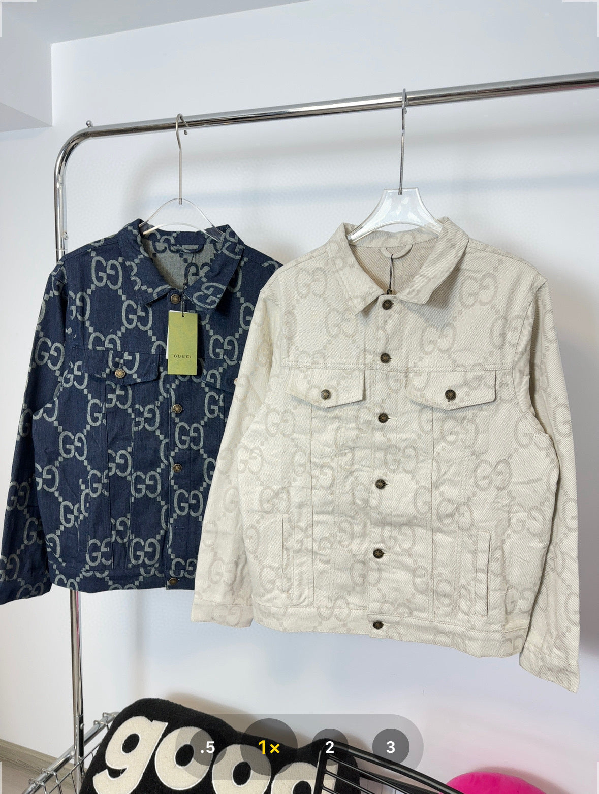 Pre-Owned Gucci GG Monogram Denim Jacket – Vintage Jacquard Logo Pattern, Timeless Statement Piece