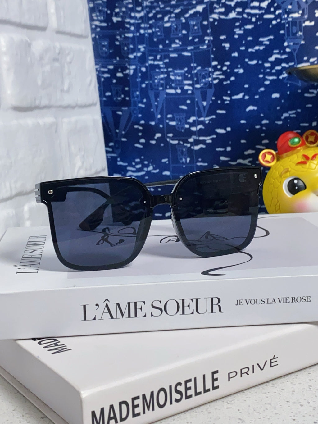Pre-Owned Dior Square Sunglasses – Authentic Couture Eyewear