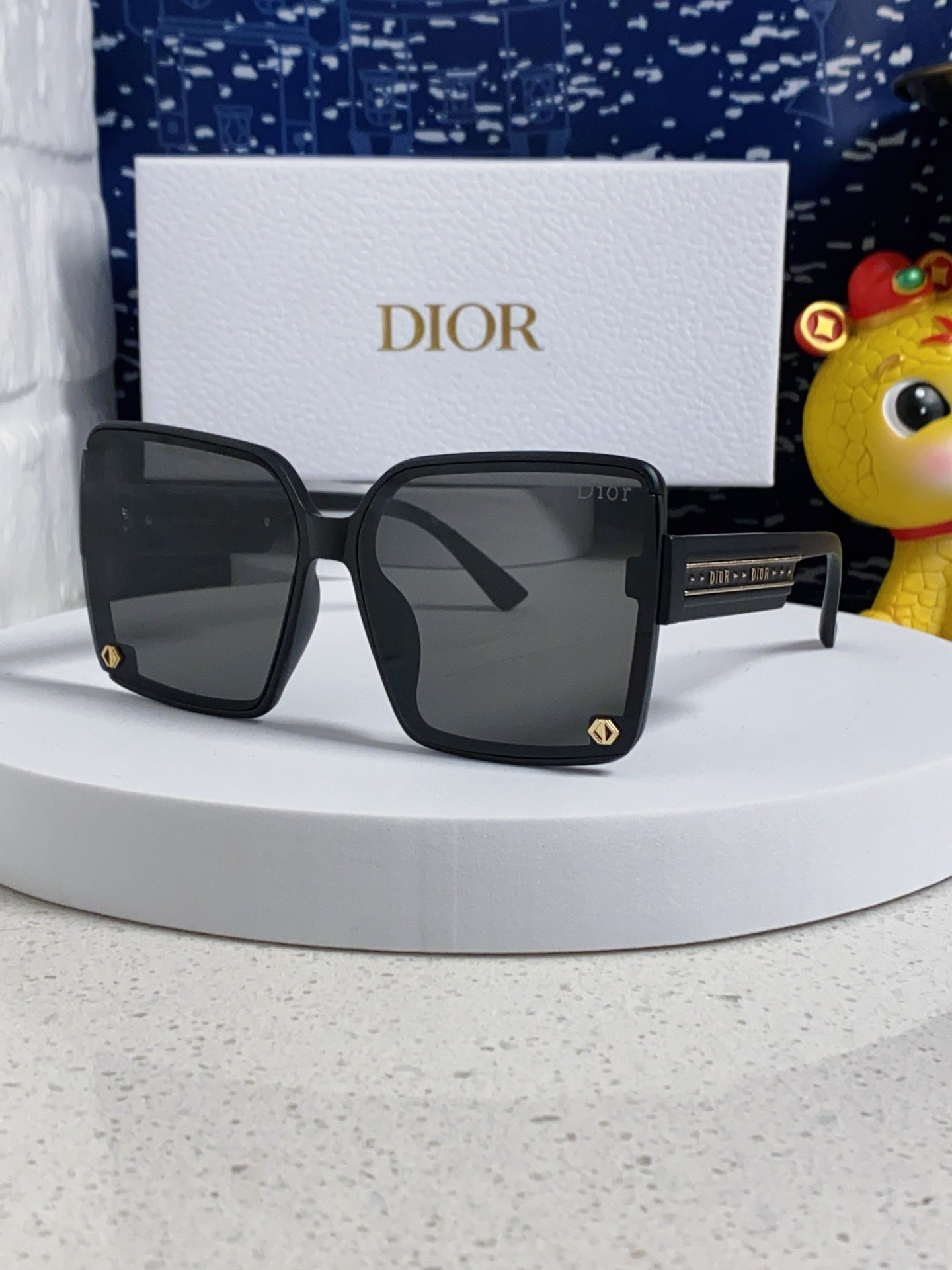 Dior Frameless Square Sunglasses | Pre-Loved Designer Icon
