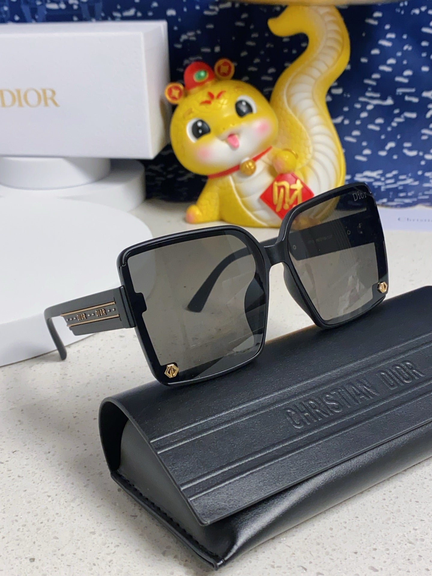 Dior Frameless Square Sunglasses | Pre-Loved Designer Icon