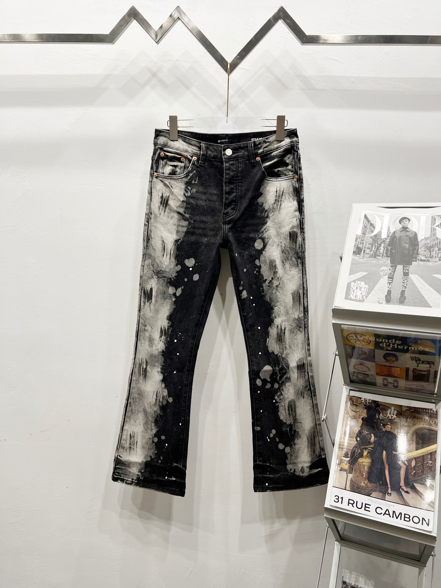 Pre-Owned Purple Brand Distressed Slim-Fit Jeans – Washed Black Ink Effect, Contemporary Streetwear