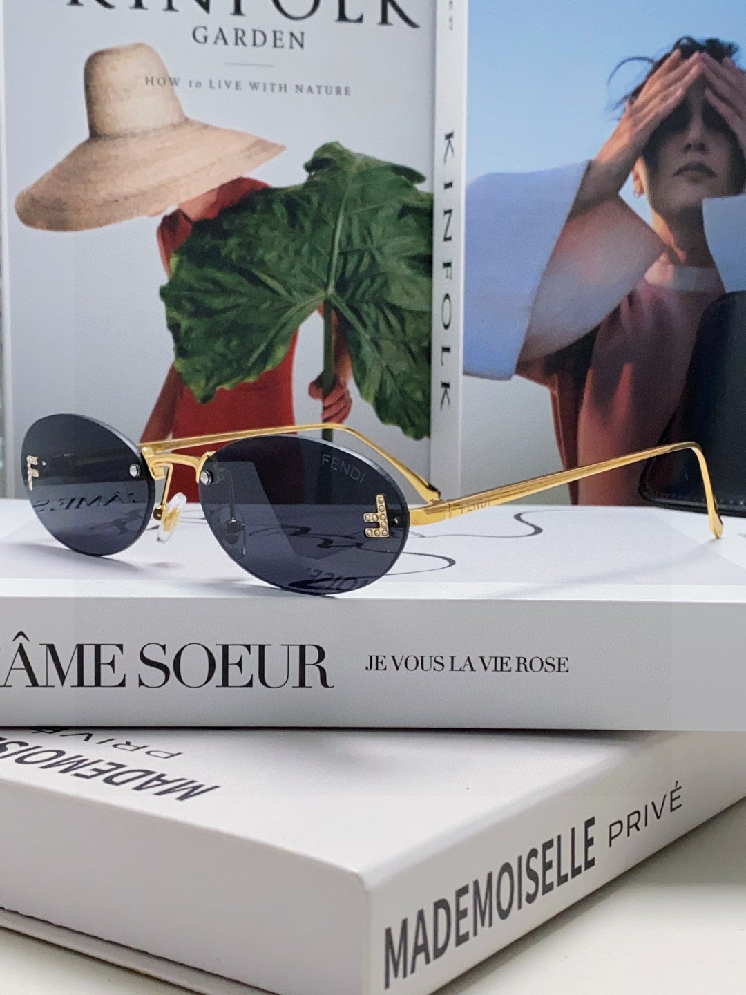 Fendi Rimless Oval Sunglasses | Unisex, Elegant, Pre-Loved