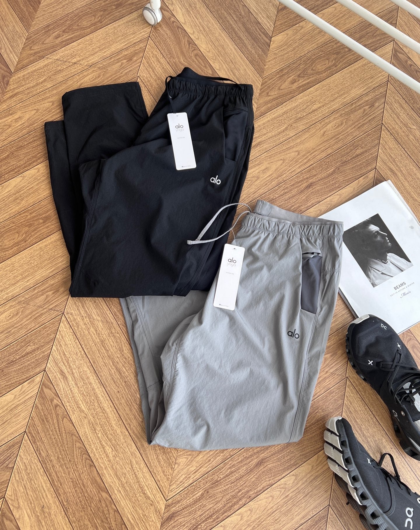 Pre-Owned Alo Conquer React Nylon Joggers – Quick-Dry Performance Pants, Streamlined Fit, Like New