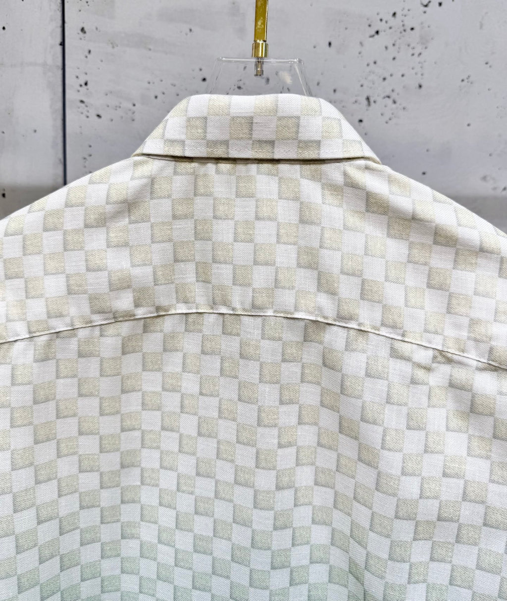 Pre-Owned LV Gradient Mosaic Shirt – Luxury Long-Sleeve Button-Up, Premium Fabric, Unisex