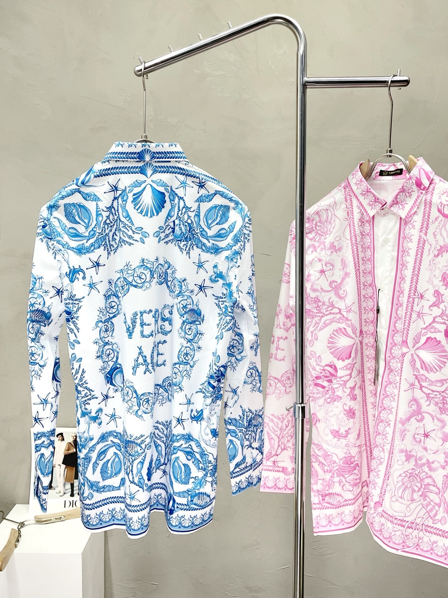 Pre-Owned Versace Baroque Print Long-Sleeve Shirt – Luxury Designer Silk Blend, Iconic Pattern, Unisex
