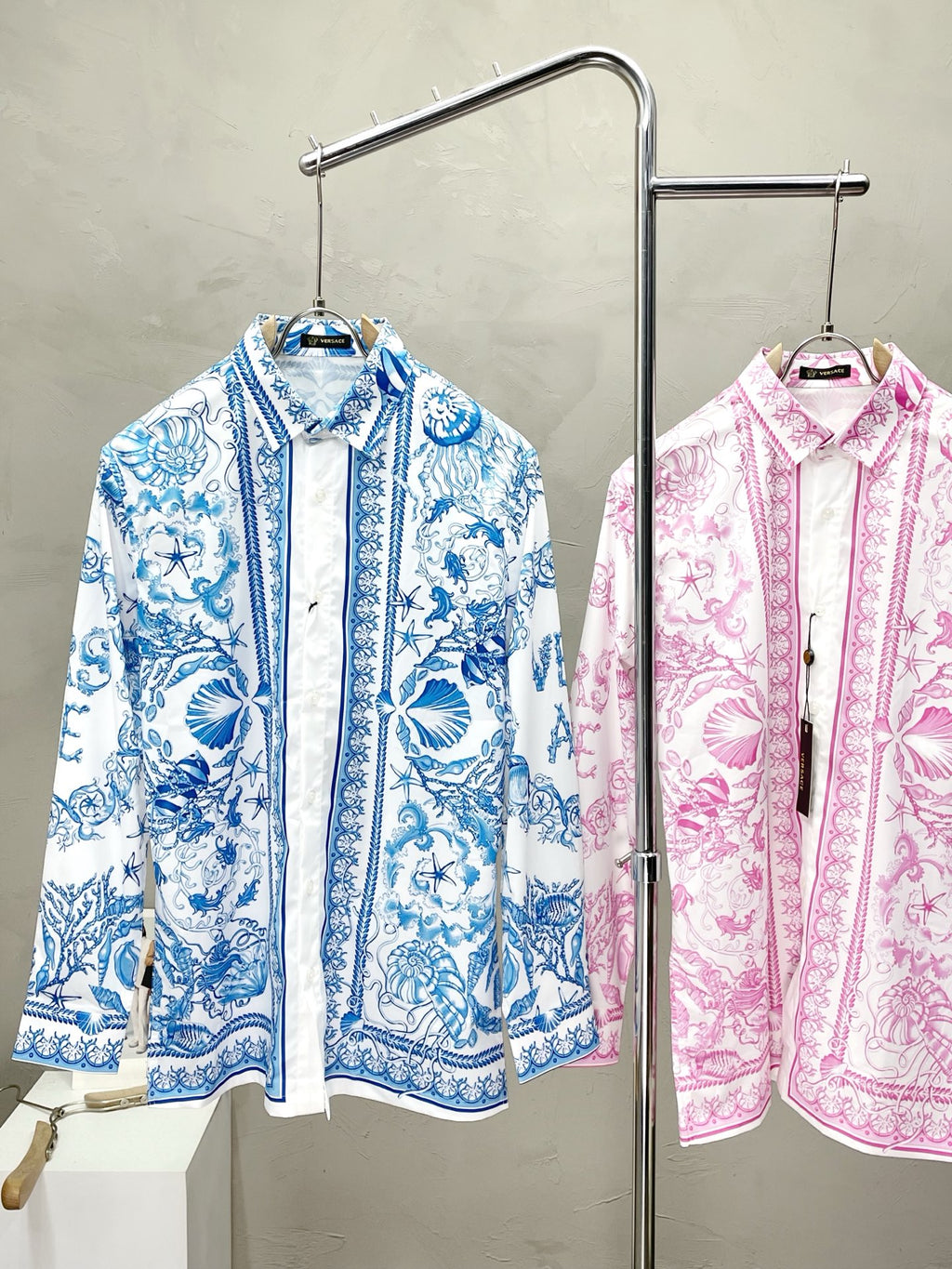 Pre-Owned Versace Baroque Print Long-Sleeve Shirt – Luxury Designer Silk Blend, Iconic Pattern, Unisex