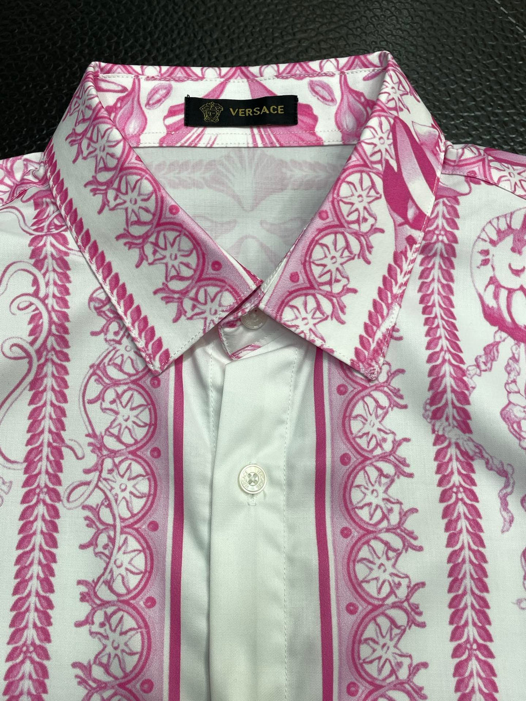 Pre-Owned Versace Baroque Print Long-Sleeve Shirt – Luxury Designer Silk Blend, Iconic Pattern, Unisex