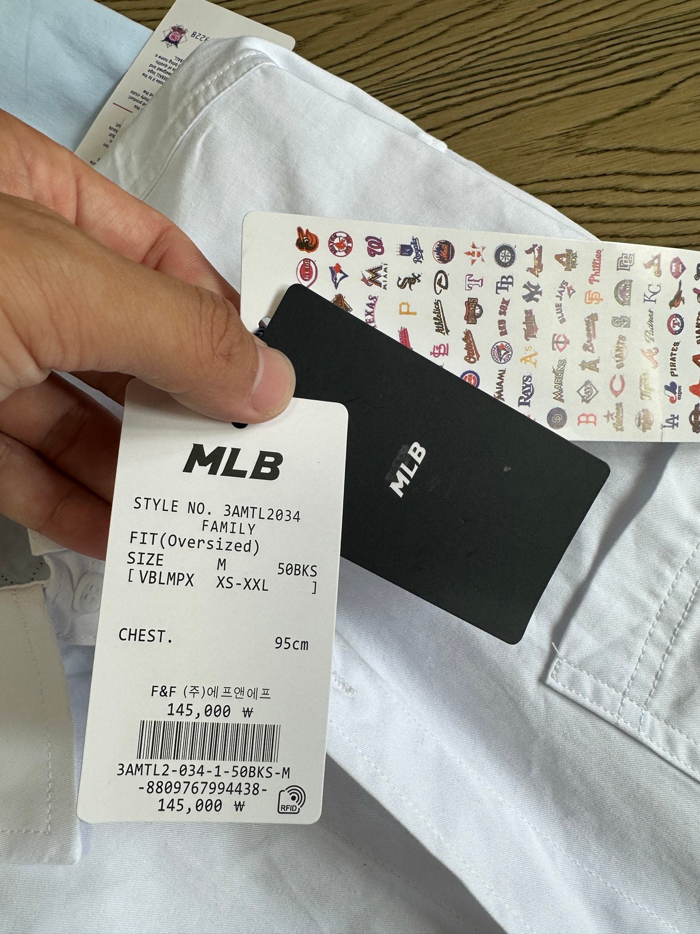 Pre-Owned MLB NY Logo Embroidered Shirt – Casual Button-Up with Chest Pocket Patch, Unisex Style