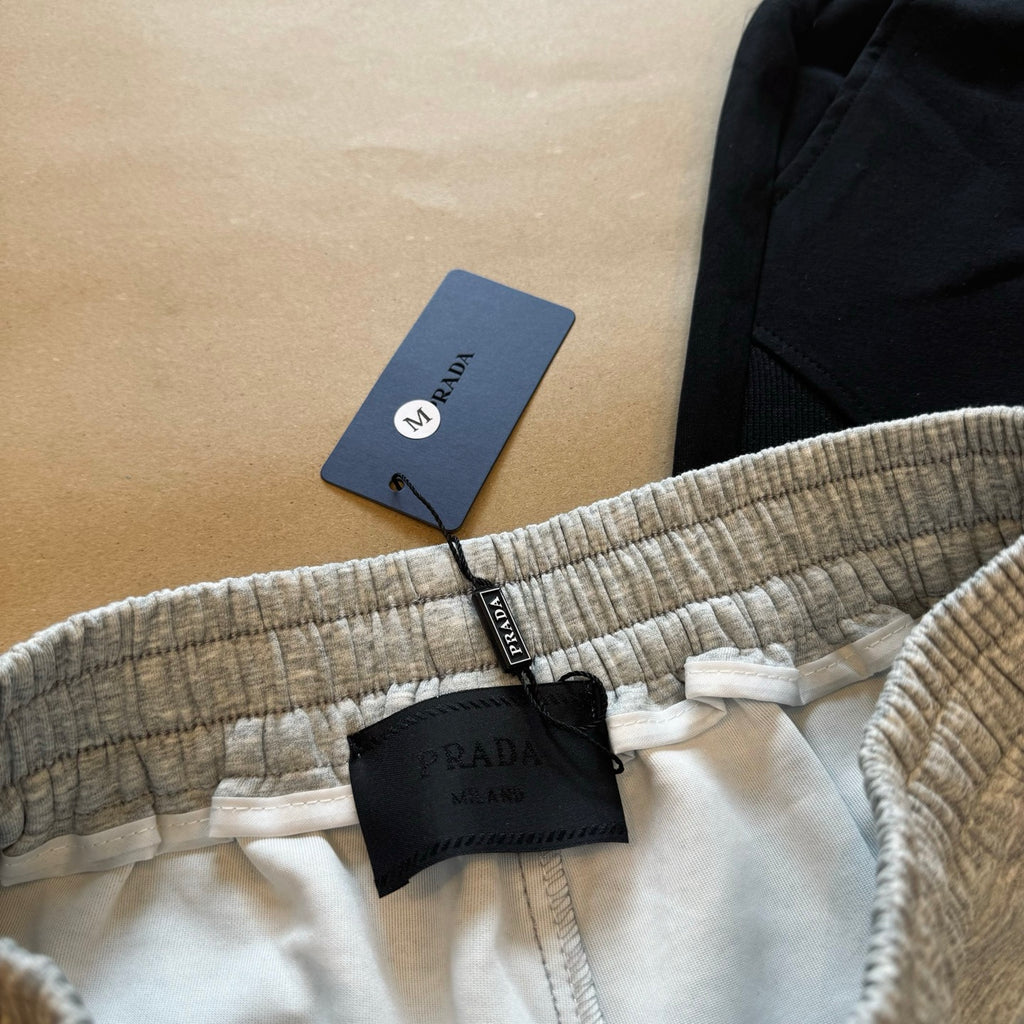 Pre-Owned Prada 2025FW Spiral Stitch Hybrid Tech Fabric Shorts