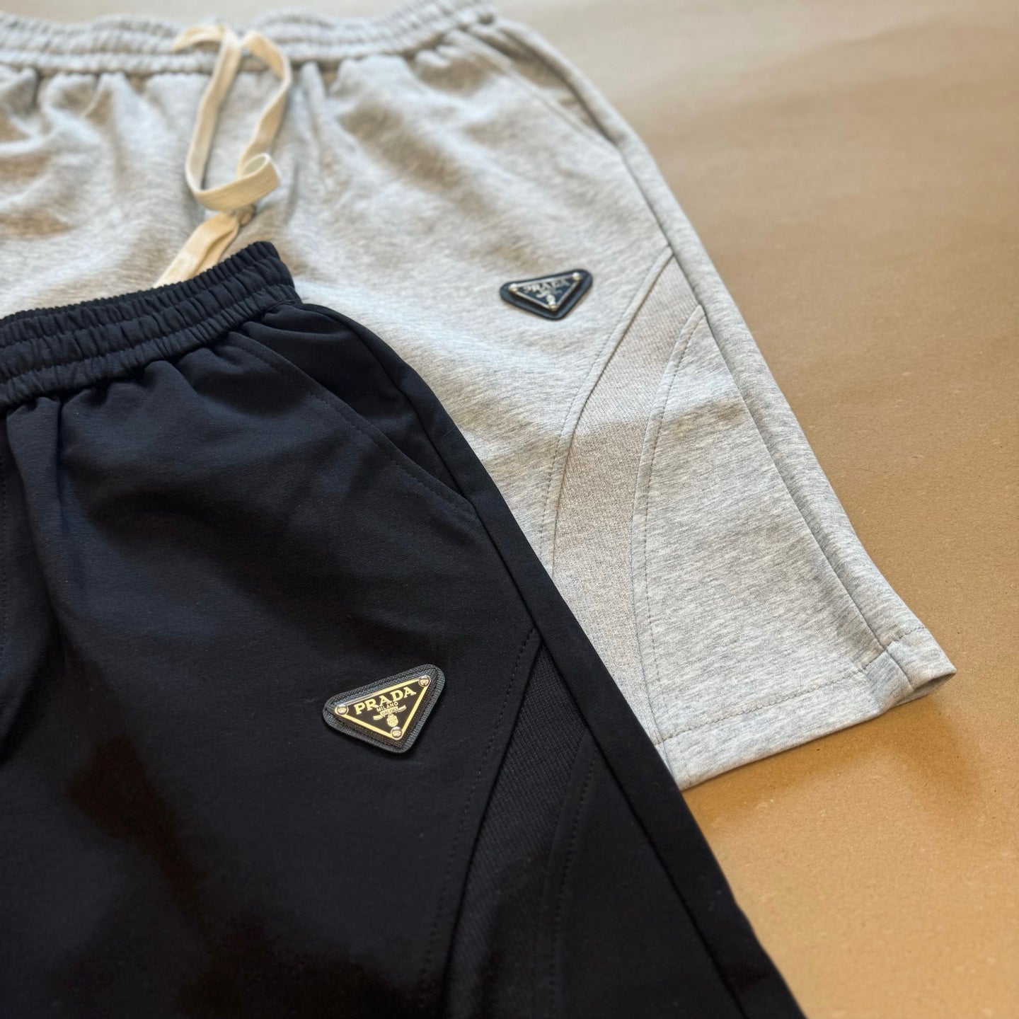 Pre-Owned Prada 2025FW Spiral Stitch Hybrid Tech Fabric Shorts