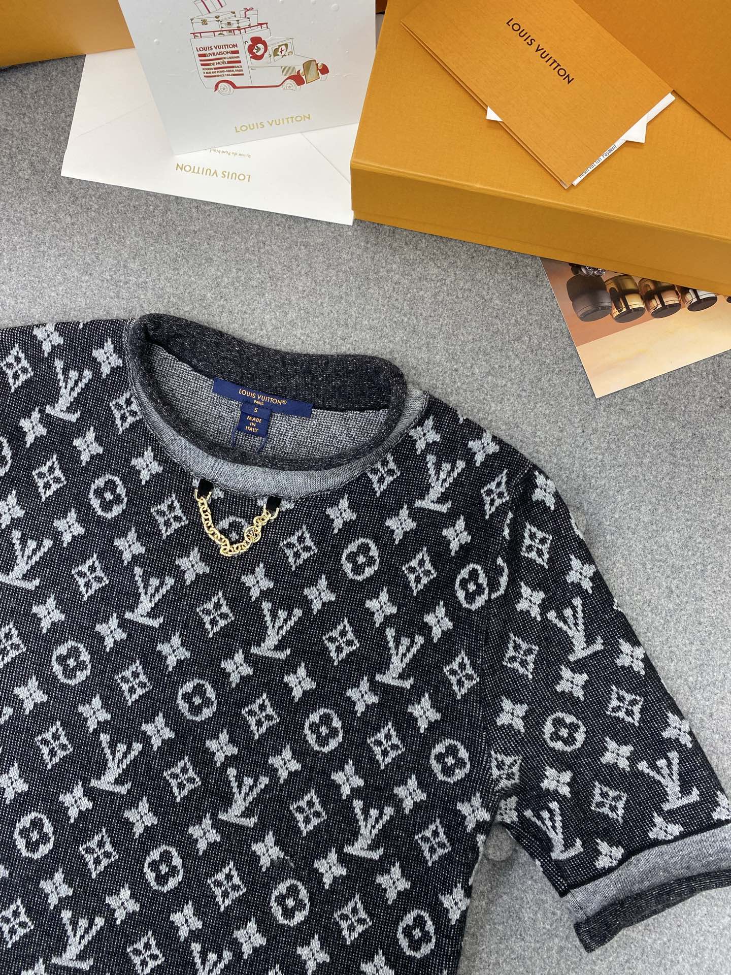 Pre-Owned LV Monogram Jacquard Knit T-Shirt – Luxury Short-Sleeve Top, Like New