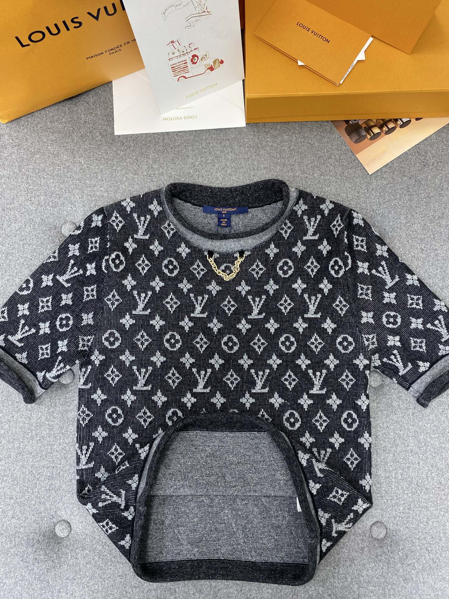 Pre-Owned LV Monogram Jacquard Knit T-Shirt – Luxury Short-Sleeve Top, Like New