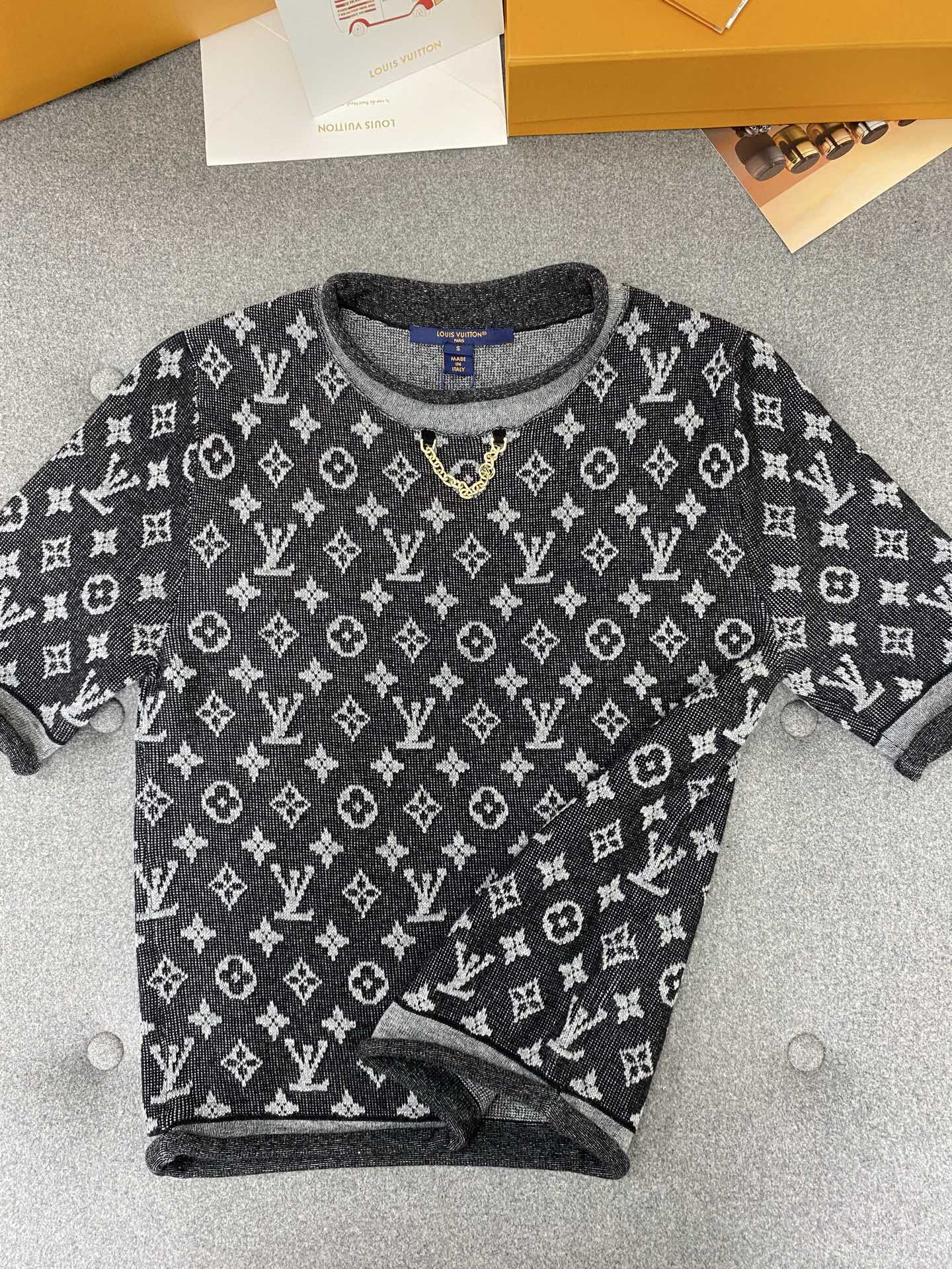 Pre-Owned LV Monogram Jacquard Knit T-Shirt – Luxury Short-Sleeve Top, Like New