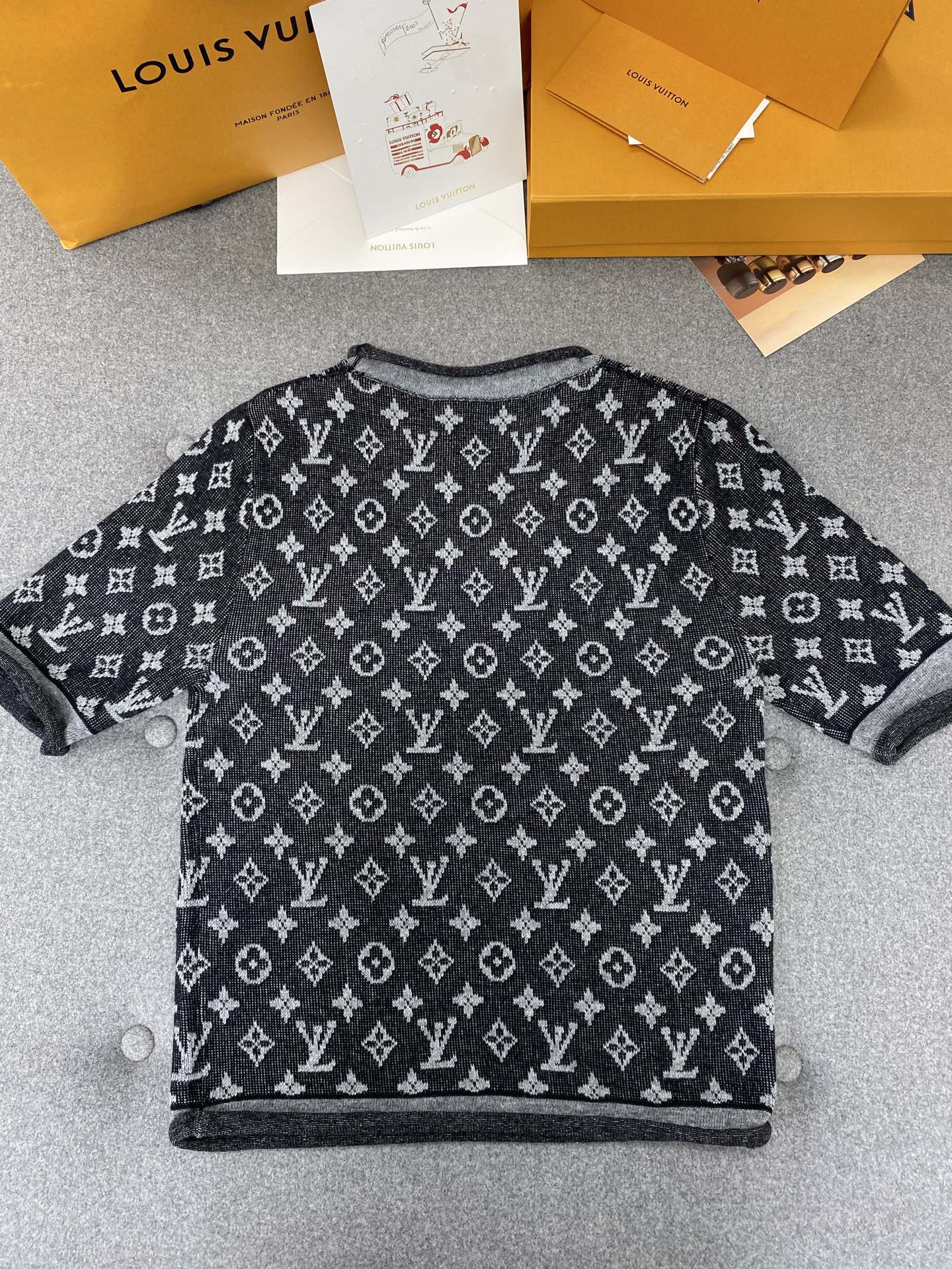 Pre-Owned LV Monogram Jacquard Knit T-Shirt – Luxury Short-Sleeve Top, Like New