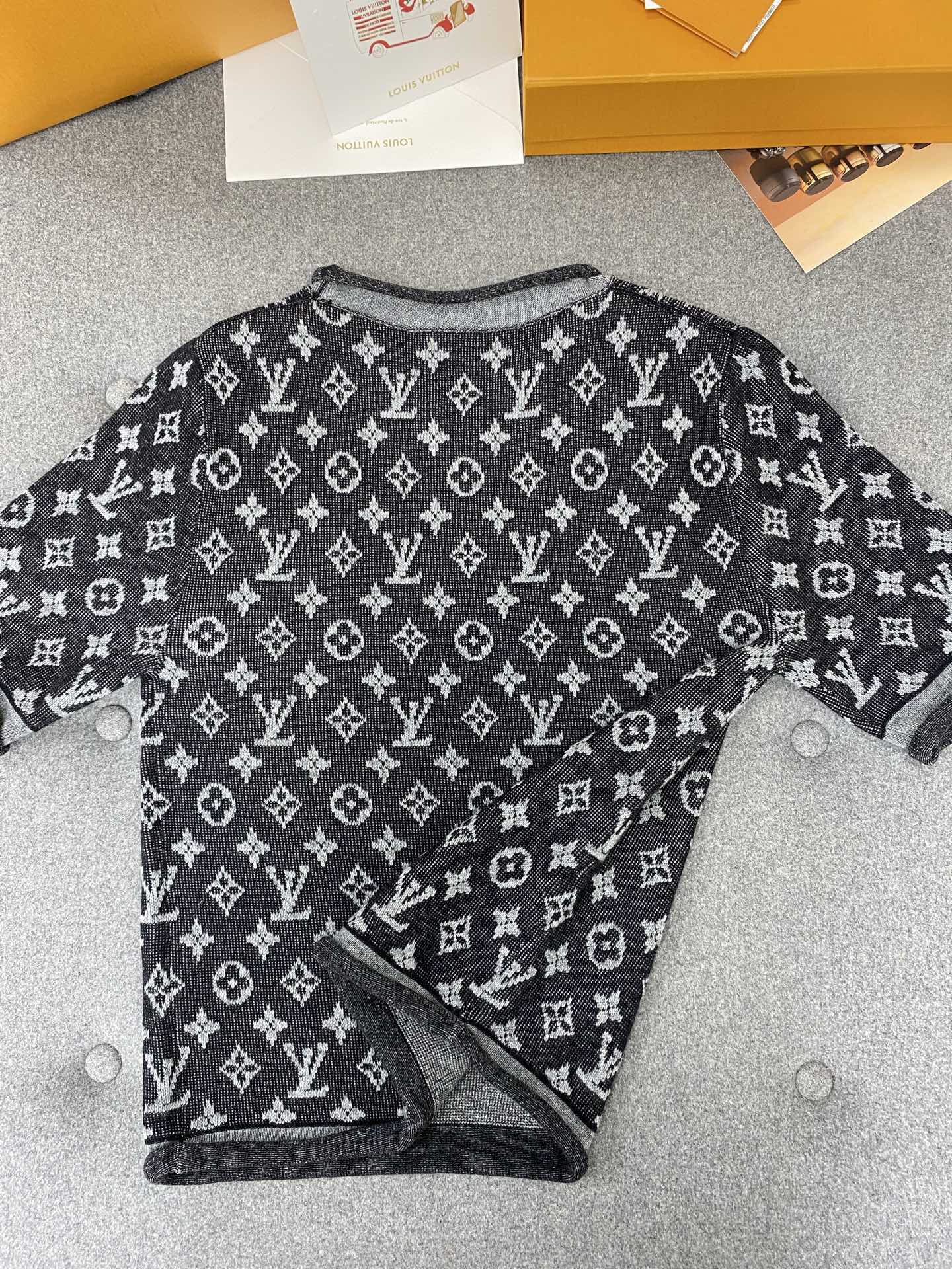 Pre-Owned LV Monogram Jacquard Knit T-Shirt – Luxury Short-Sleeve Top, Like New