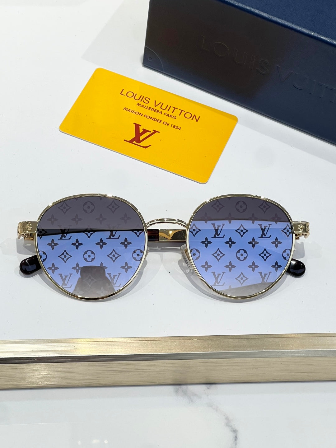 Louis Vuitton LV Aura Square Sunglasses | Pre-Loved Luxe Statement