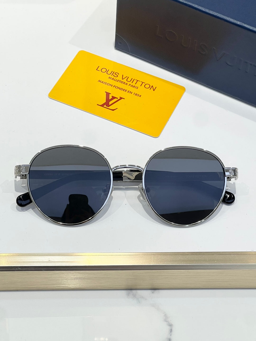 Louis Vuitton LV Aura Square Sunglasses | Pre-Loved Luxe Statement