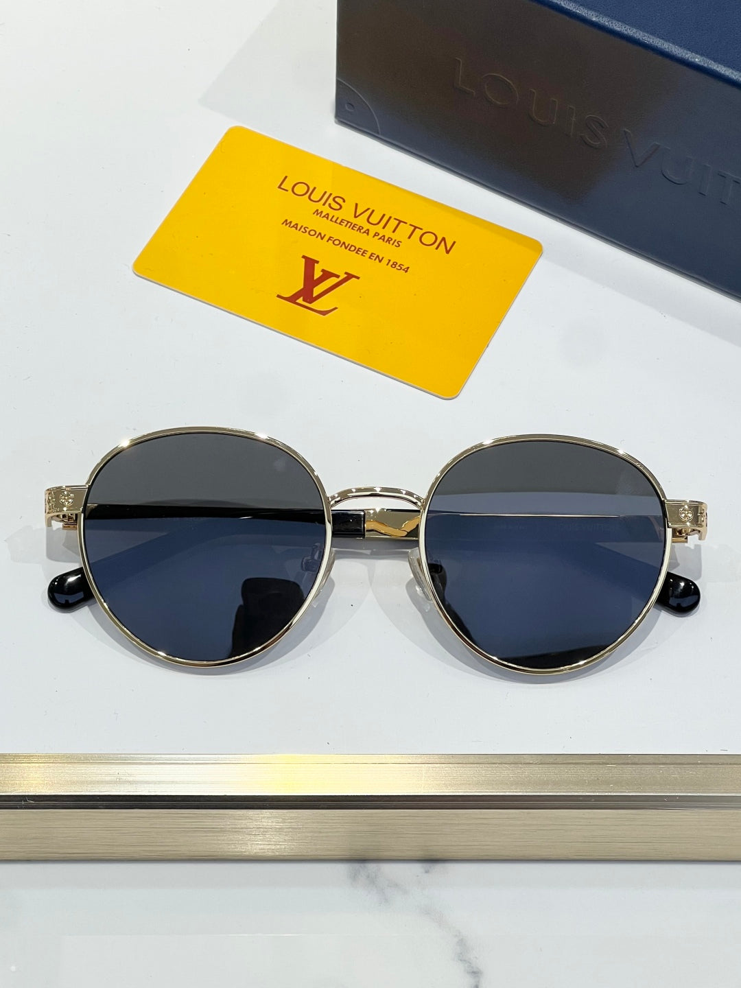 Louis Vuitton LV Aura Square Sunglasses | Pre-Loved Luxe Statement