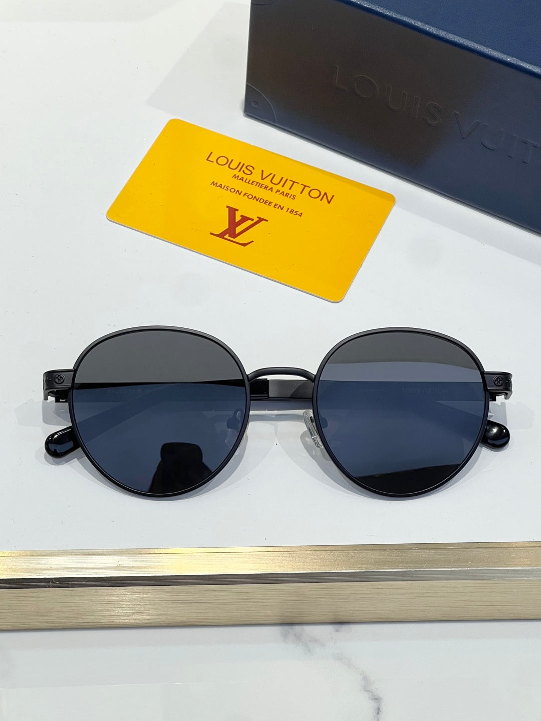 Louis Vuitton LV Aura Square Sunglasses | Pre-Loved Luxe Statement