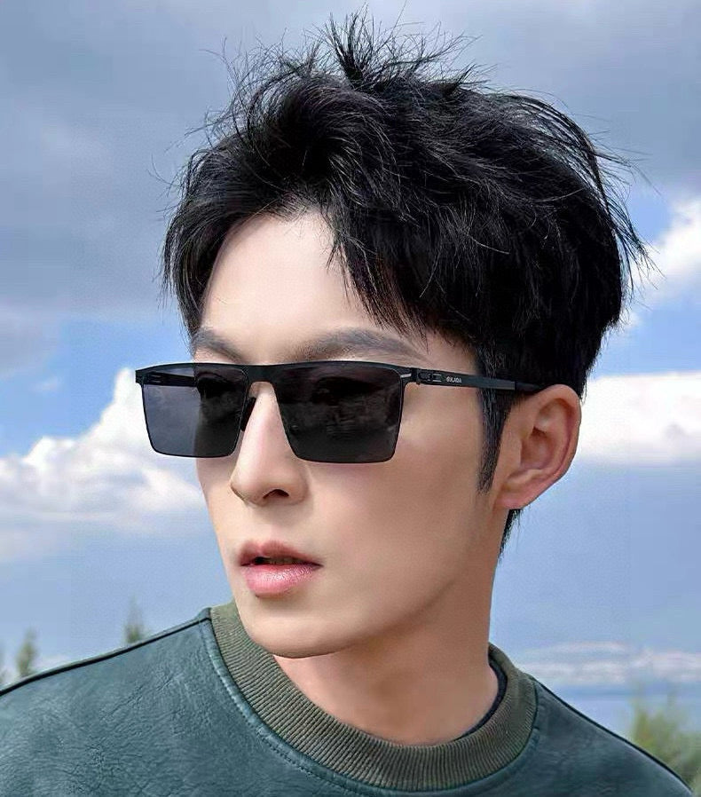 Pre-Owned Louis Vuitton LV Flight Square Aviator Sunglasses – 2025 Signature Pilot