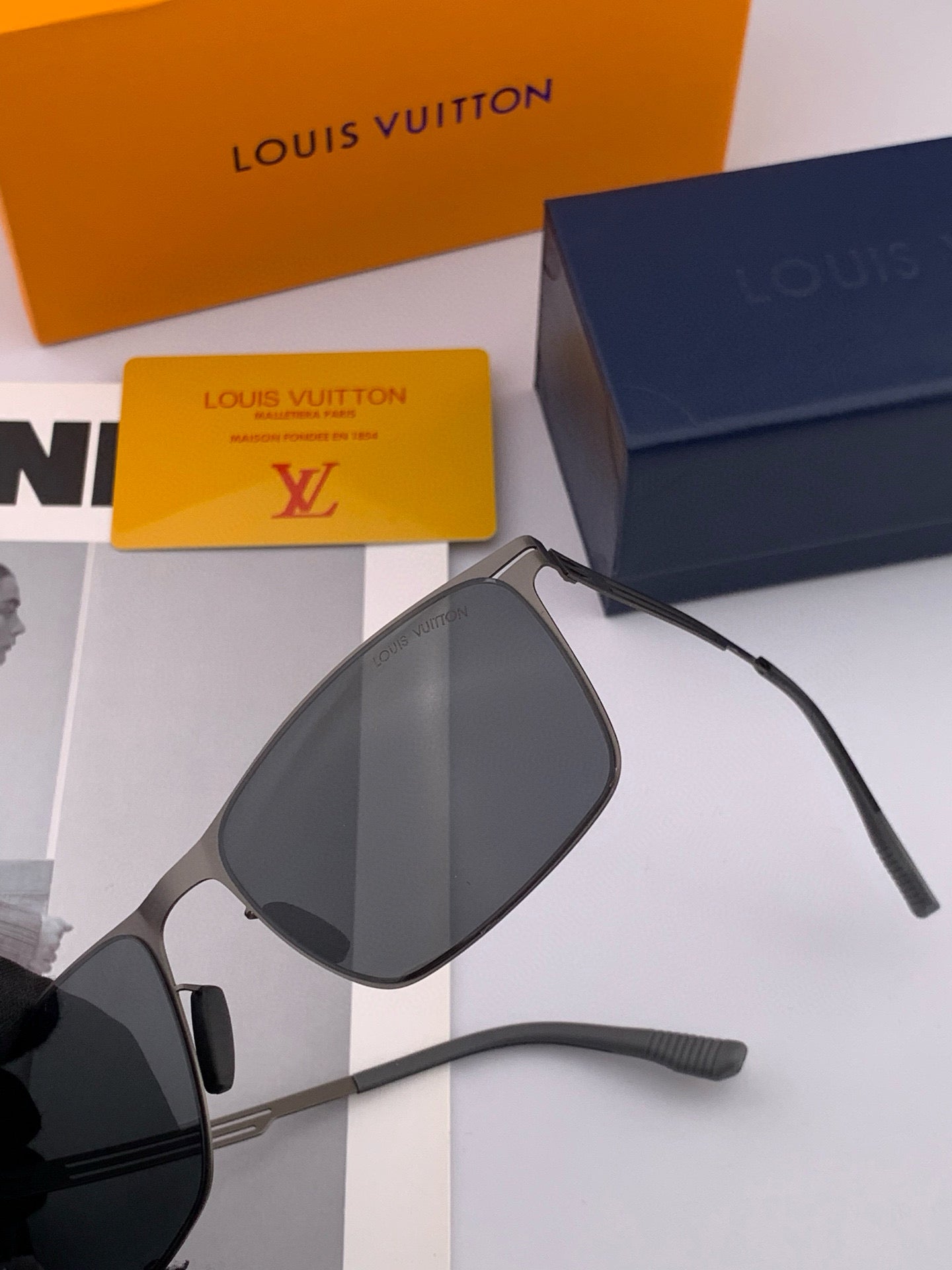 Pre-Owned Louis Vuitton LV Flight Square Aviator Sunglasses – 2025 Signature Pilot