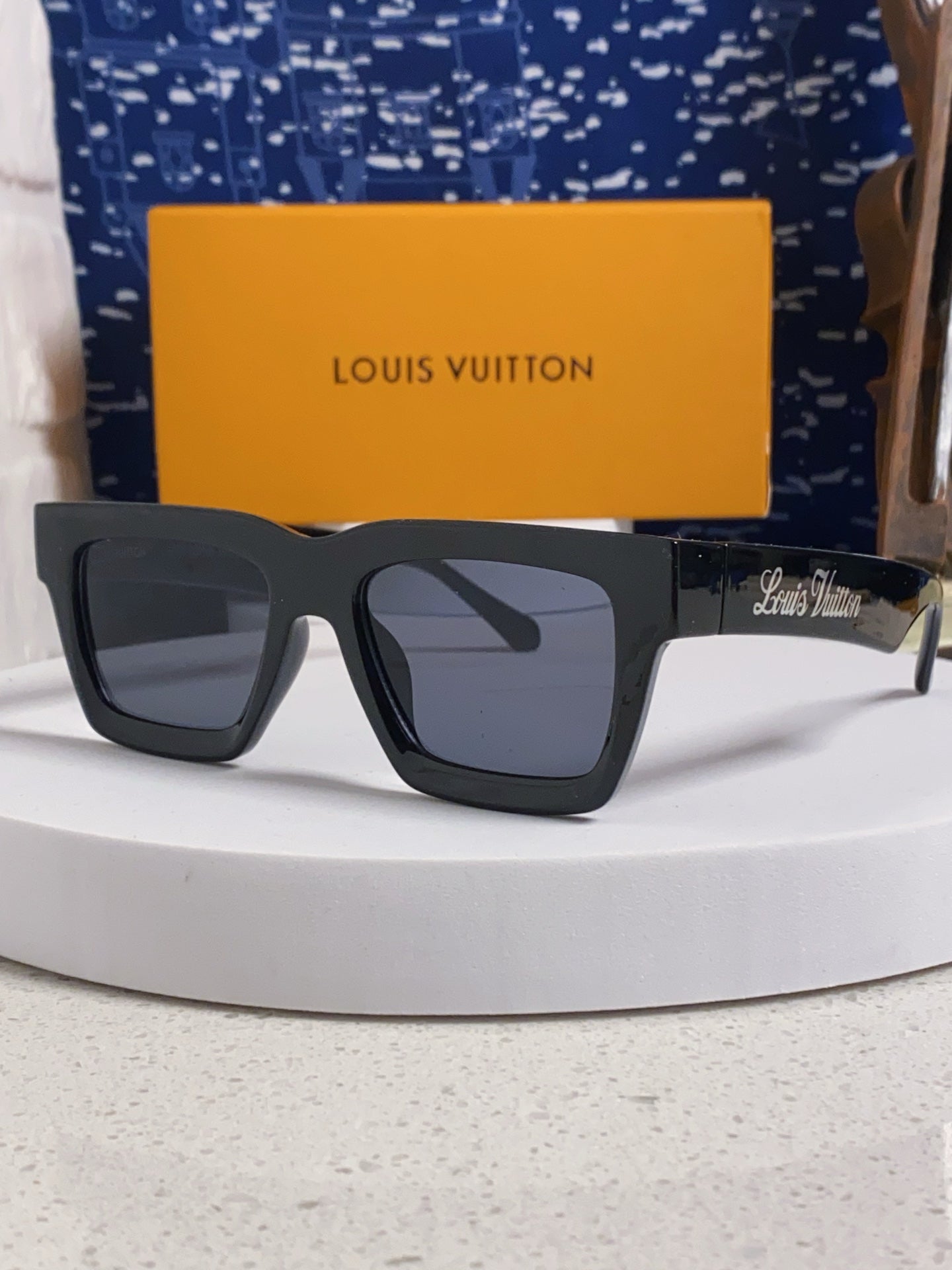 Authentic Pre-Owned Louis Vuitton Flight Aviators – Bold Brow Bar & LV Hinges