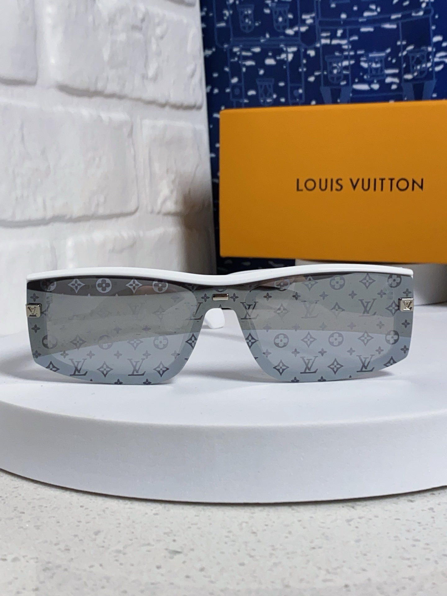 Louis Vuitton Speed Mask Sunglasses | Pre-Loved Futuristic Glam