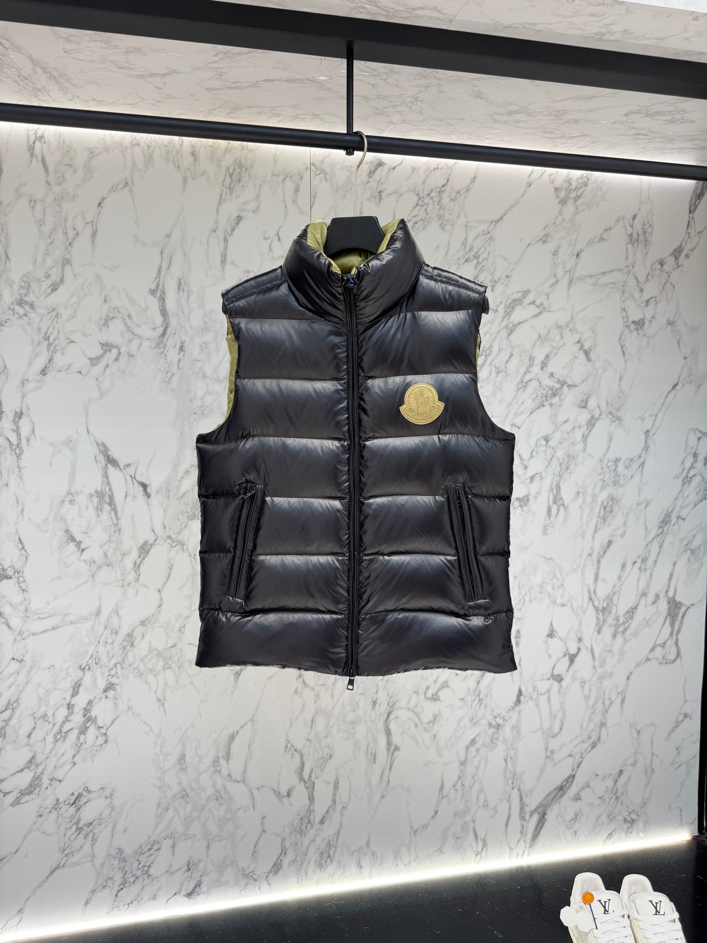 Pre-Owned Moncler Down Vest – Luxury Puffer Gilet with Iconic Logo, Timeless Black & Yellow Lining