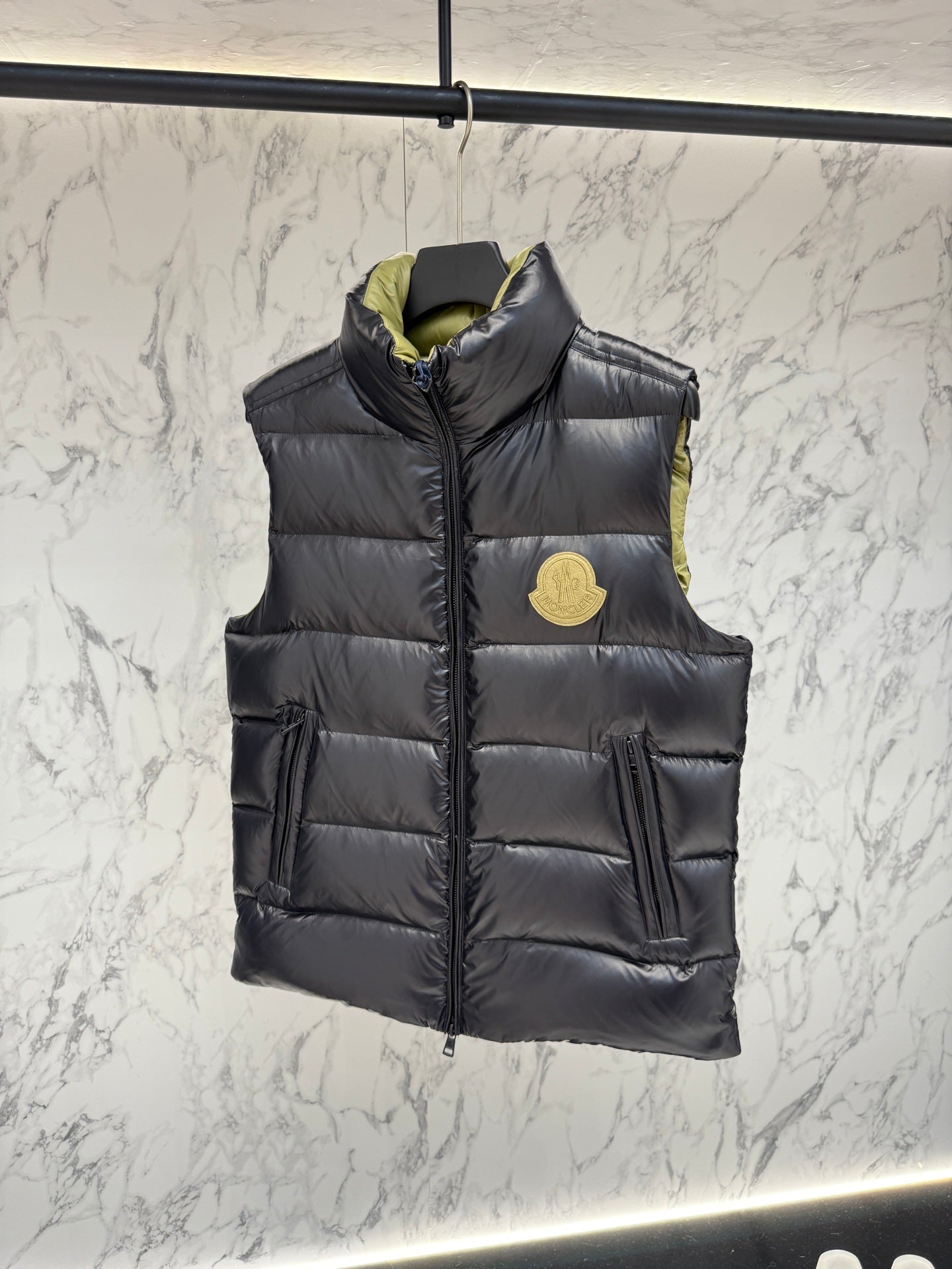 Pre-Owned Moncler Down Vest – Luxury Puffer Gilet with Iconic Logo, Timeless Black & Yellow Lining