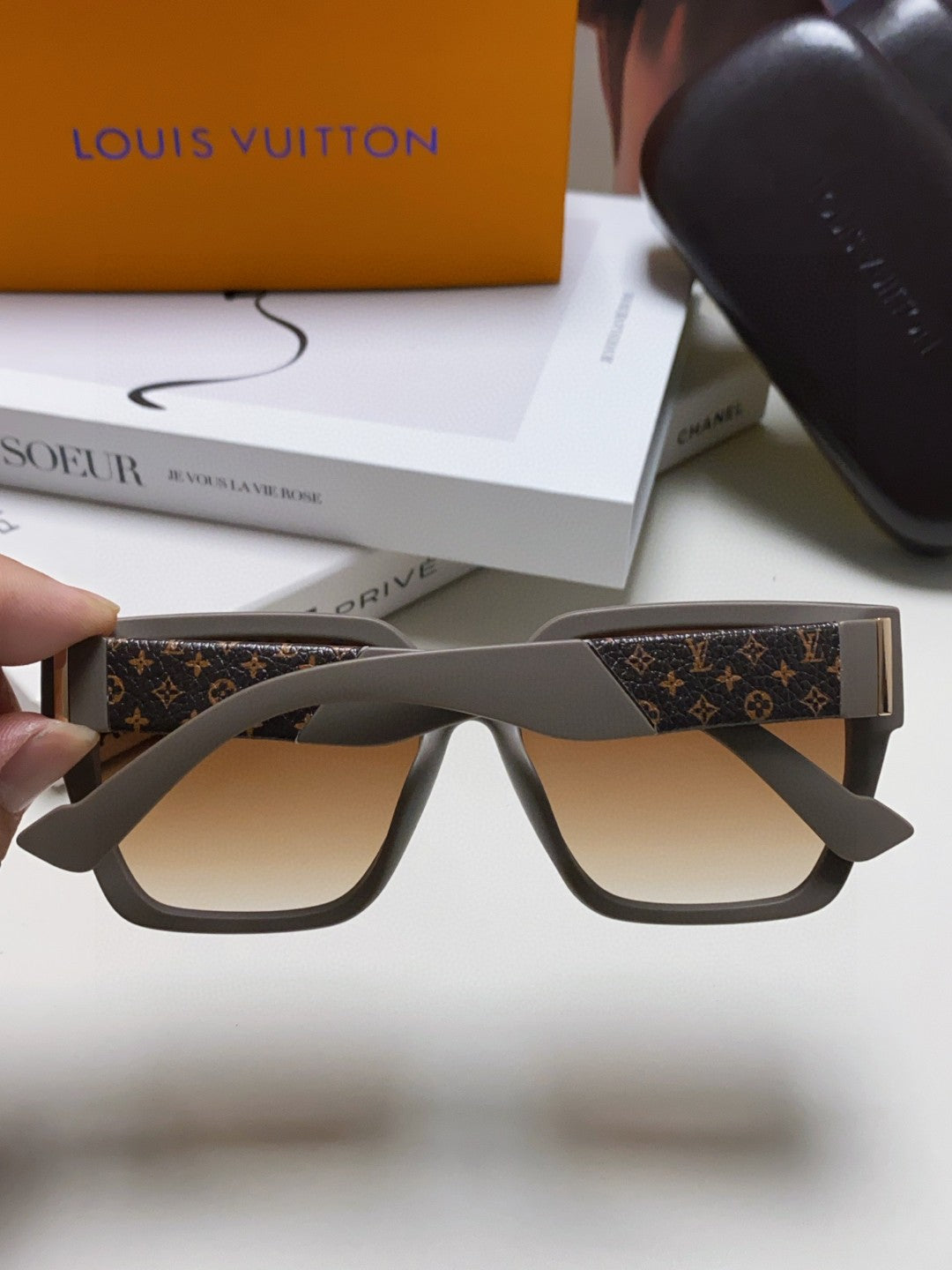 Louis Vuitton LV Aura Square Sunglasses | Pre-Loved Statement Square