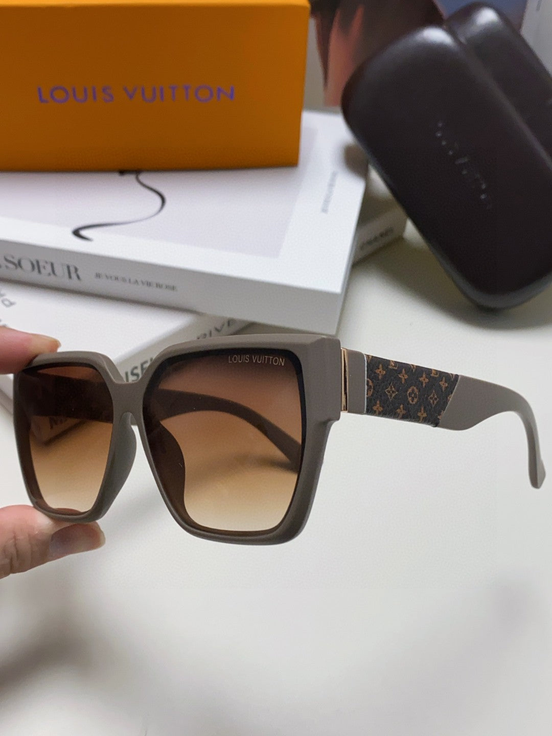 Louis Vuitton LV Aura Square Sunglasses | Pre-Loved Statement Square